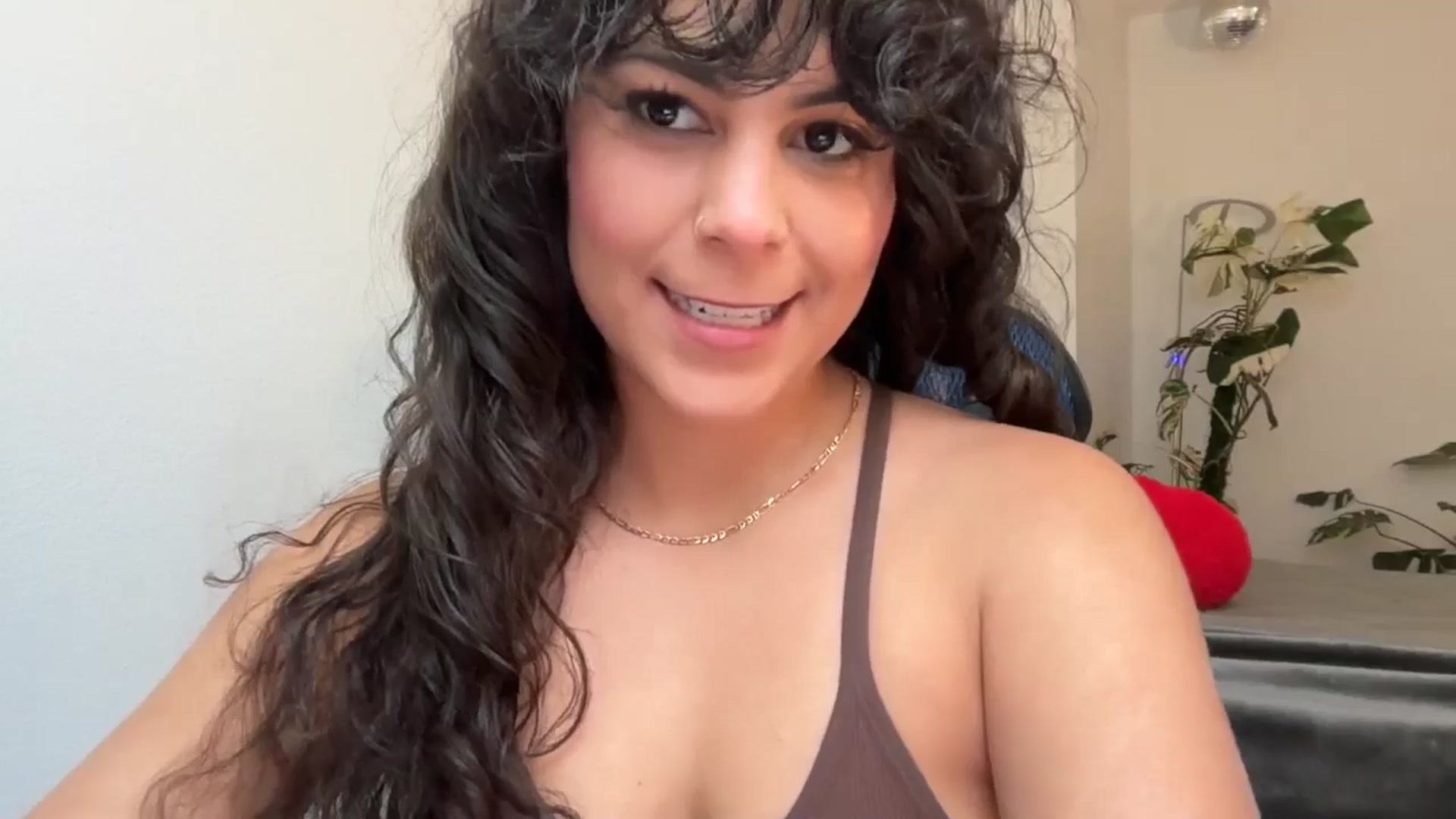 Gallery image thumbnail from e_laine's myfreecams stream on, 05/28/2025, 21:13 image 9 of 20