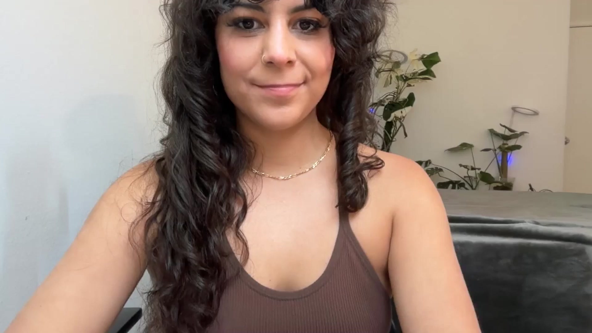 Gallery image thumbnail from e_laine's myfreecams stream on, 05/28/2025, 22:17 image 15 of 20