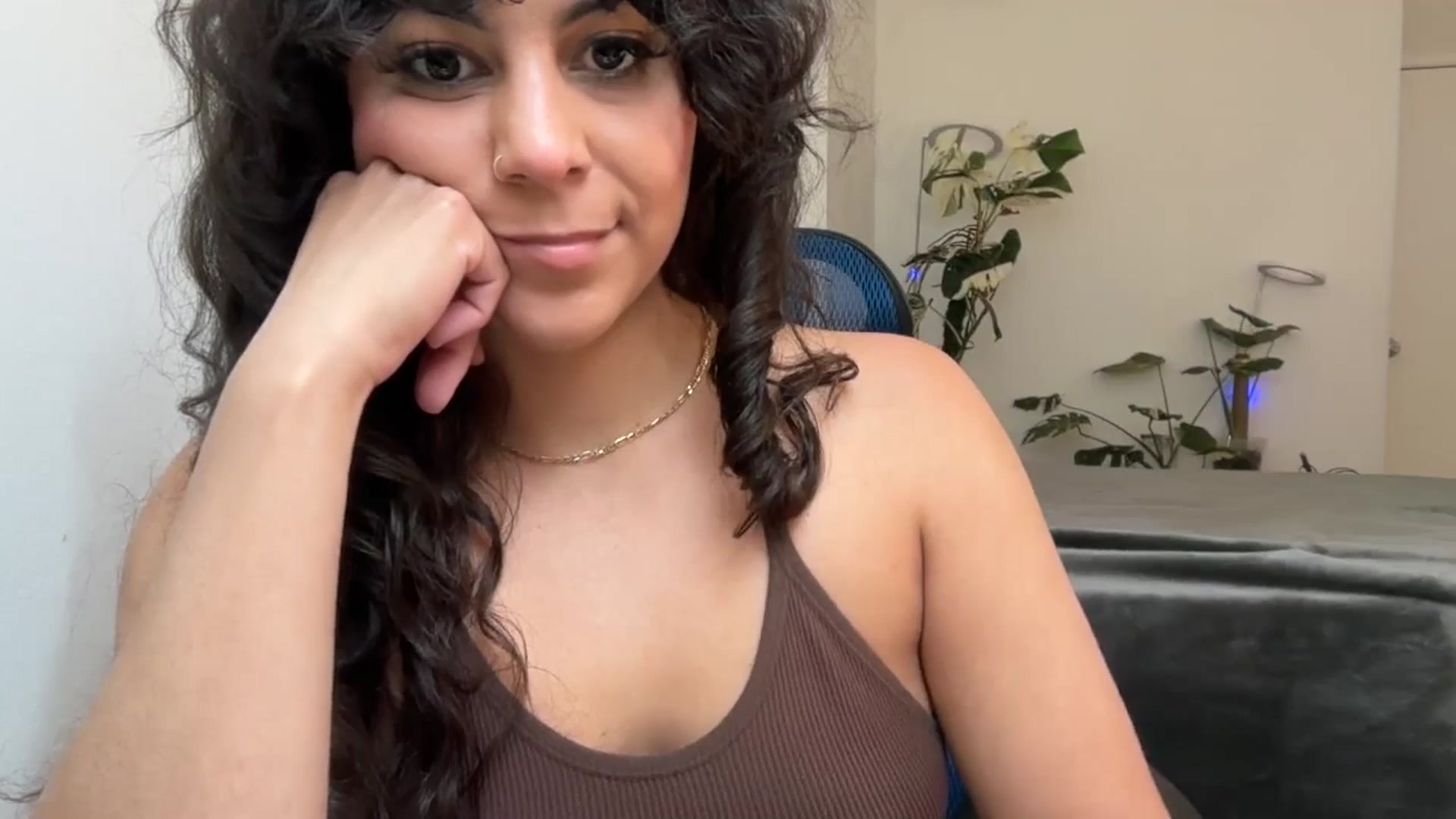 Gallery image thumbnail from e_laine's myfreecams stream on, 05/28/2025, 22:17 image 12 of 20