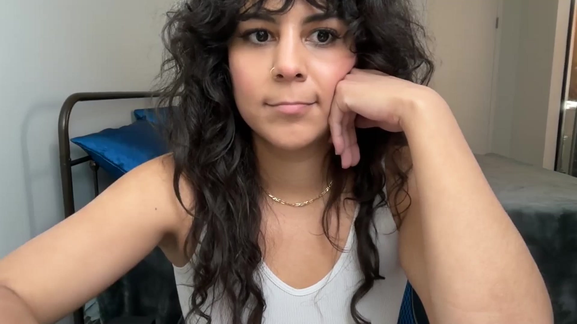Gallery image thumbnail from e_laine's myfreecams stream on, 05/30/2025, 24:06 image 17 of 20