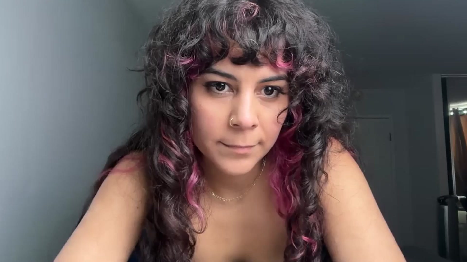 Gallery image thumbnail from e_laine's myfreecams stream on, 06/06/2025, 24:02 image 9 of 20