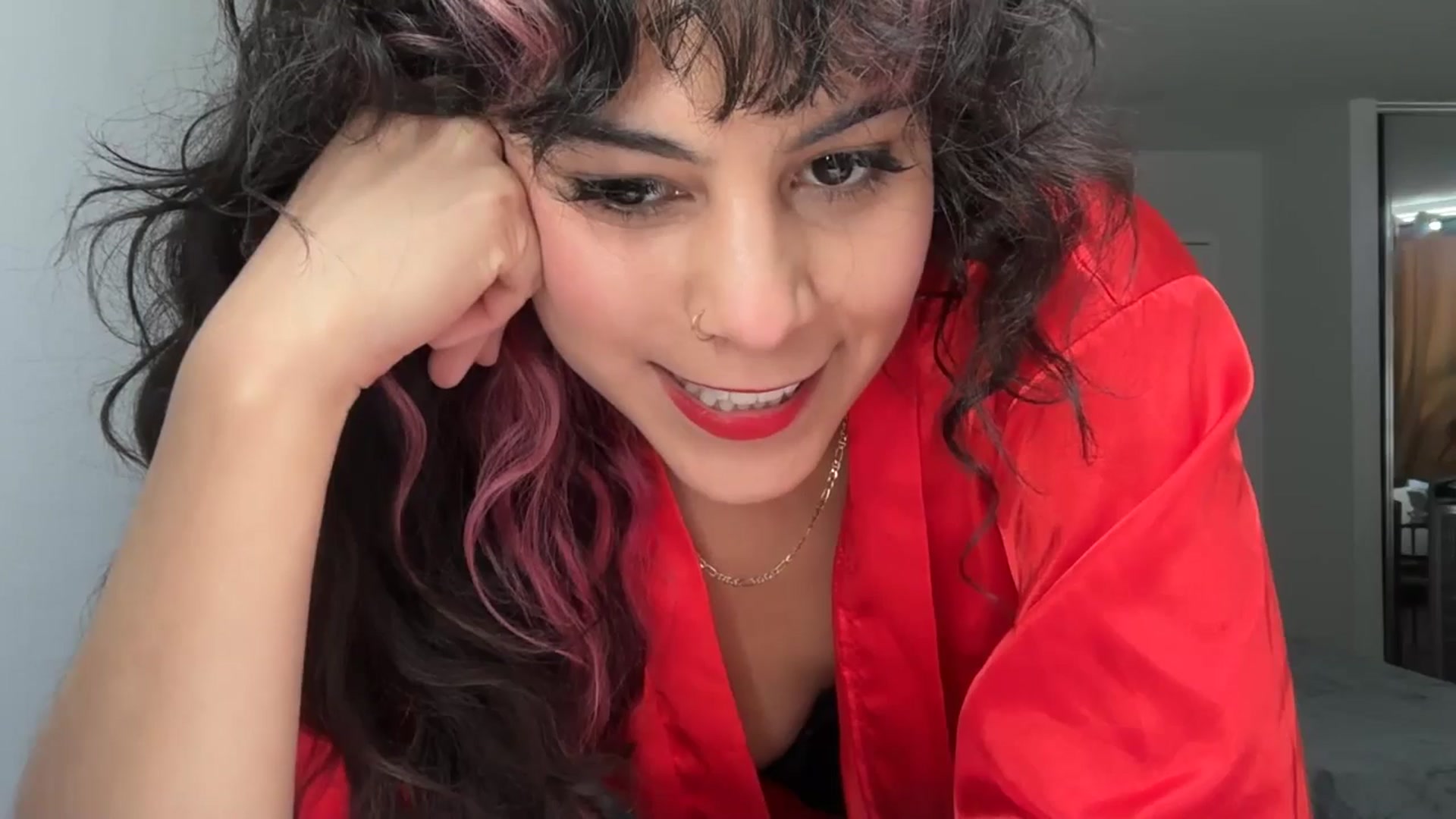 Gallery image thumbnail from e_laine's myfreecams stream on, 06/14/2025, 18:42 image 4 of 20