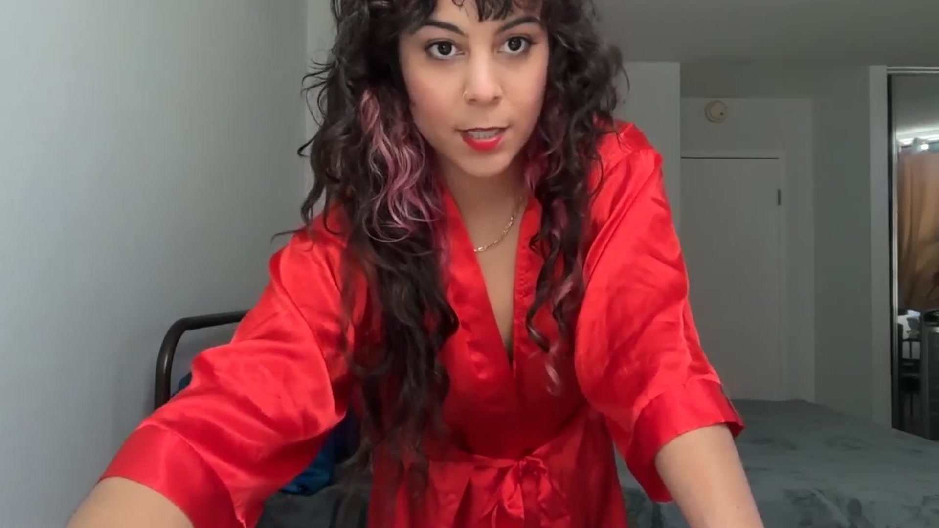 Gallery image thumbnail from e_laine's myfreecams stream on, 06/14/2025, 18:42 image 2 of 20
