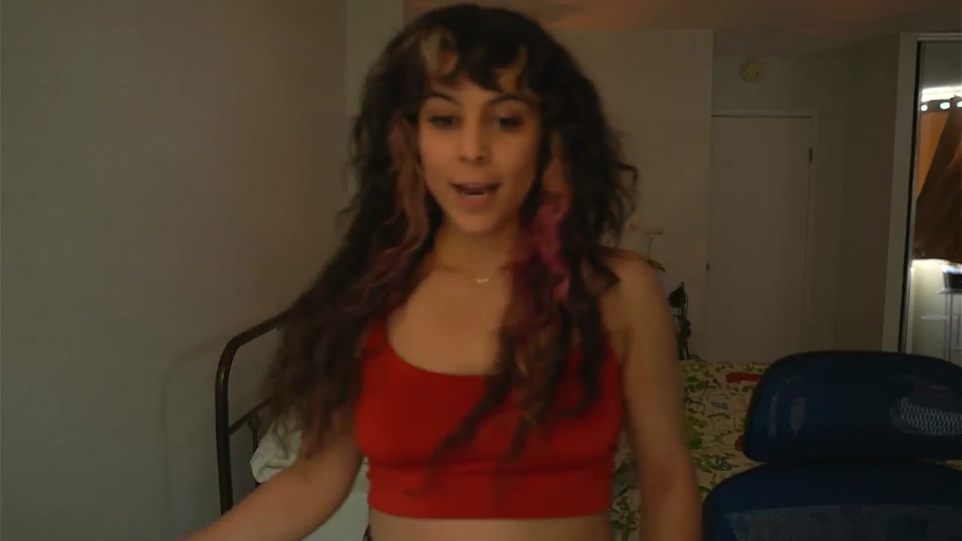 Gallery image thumbnail from e_laine's myfreecams stream on, 06/27/2025, 23:34 image 2 of 20