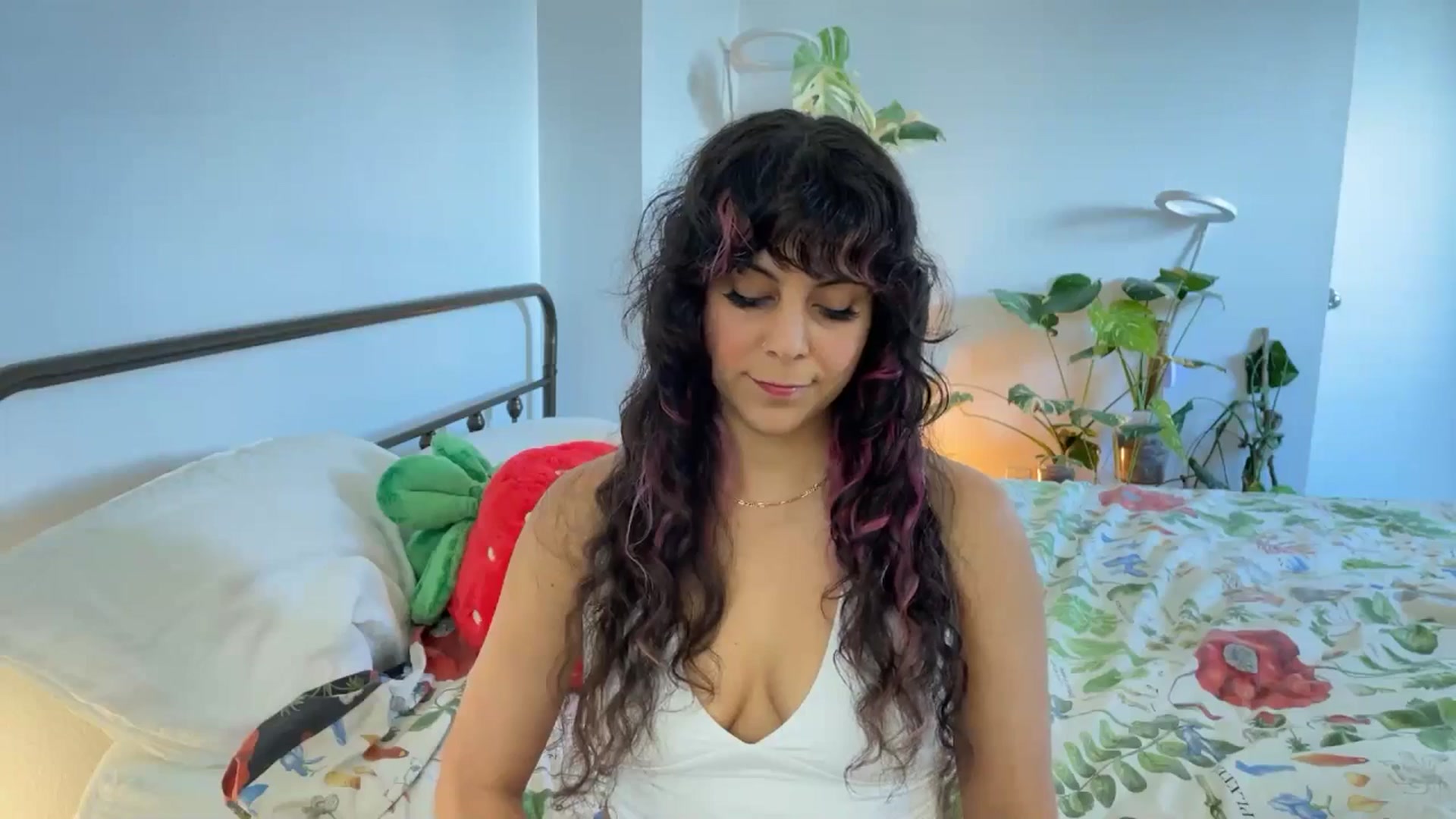 Gallery image thumbnail from e_laine's myfreecams stream on, 07/04/2025, 21:50 image 6 of 20