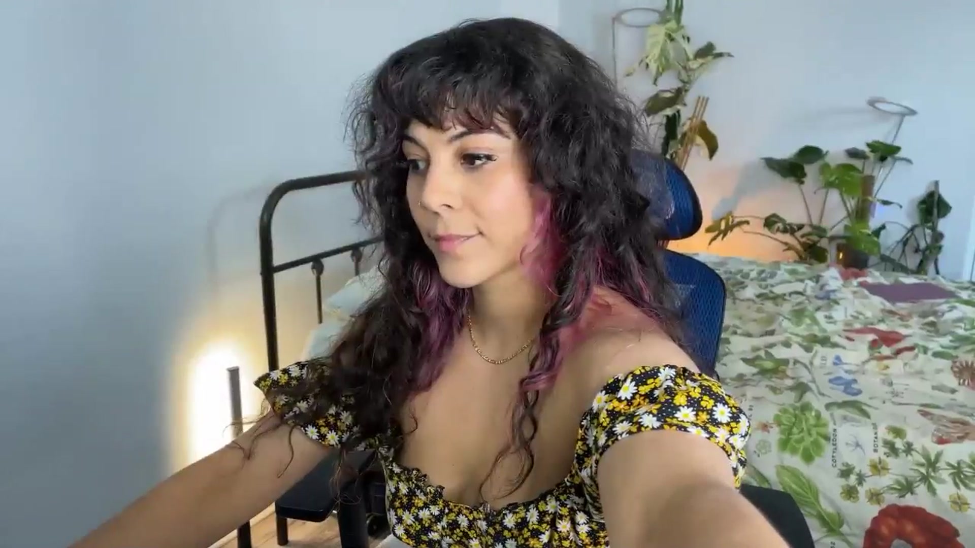 Gallery image thumbnail from e_laine's myfreecams stream on, 07/05/2025, 22:46 image 10 of 20