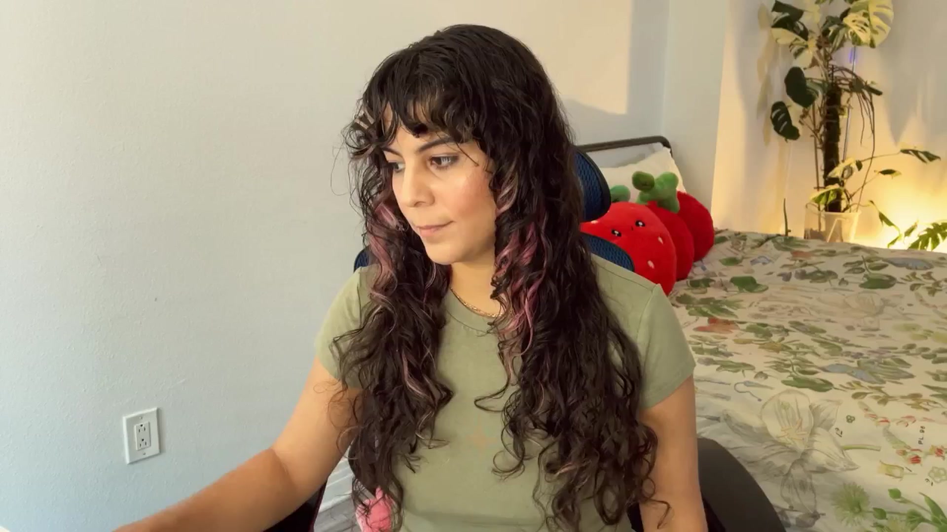 Gallery image thumbnail from e_laine's myfreecams stream on, 07/12/2025, 19:33 image 3 of 20