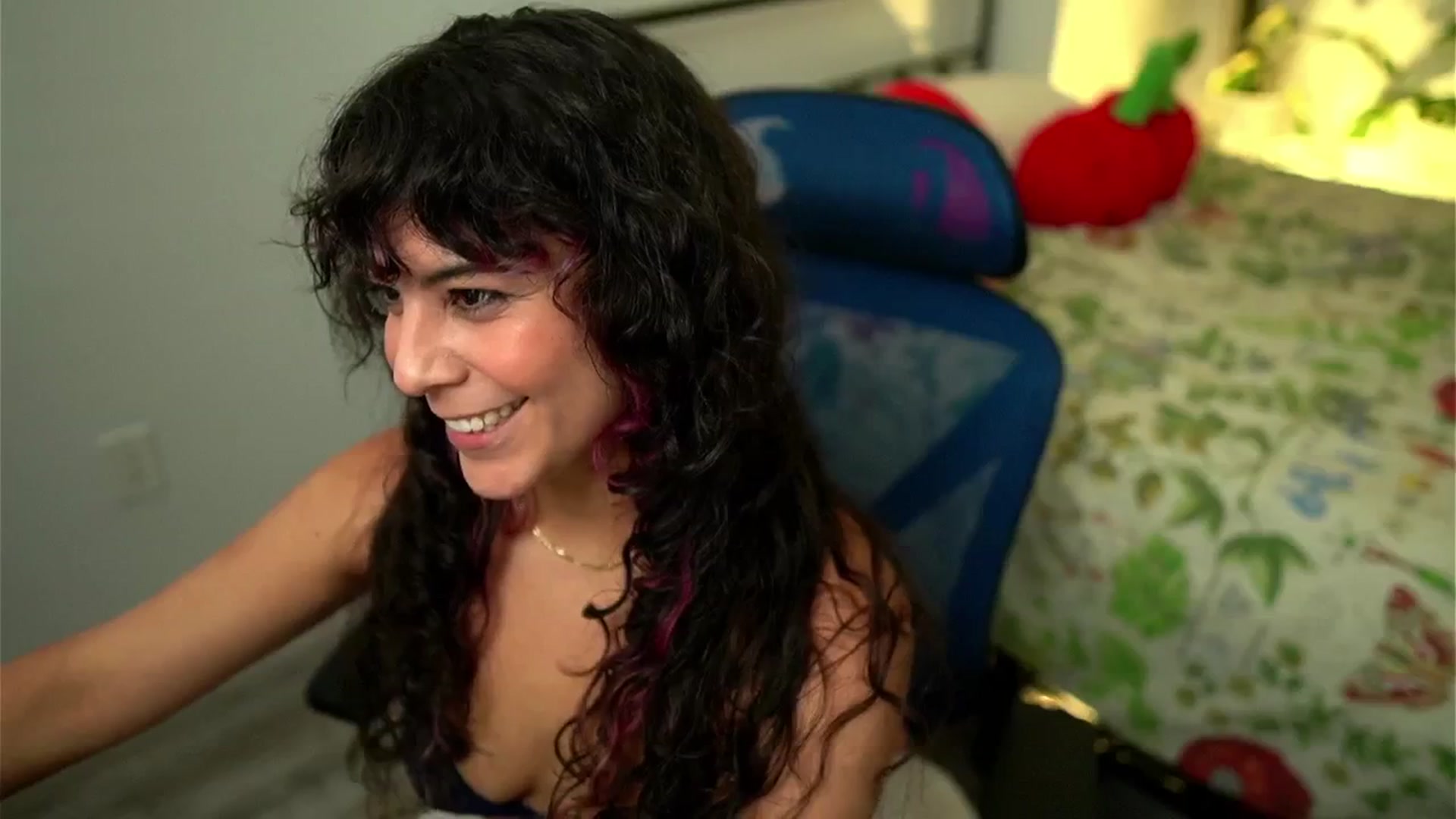 Gallery image thumbnail from e_laine's myfreecams stream on, 07/20/2025, 04:27 image 9 of 20