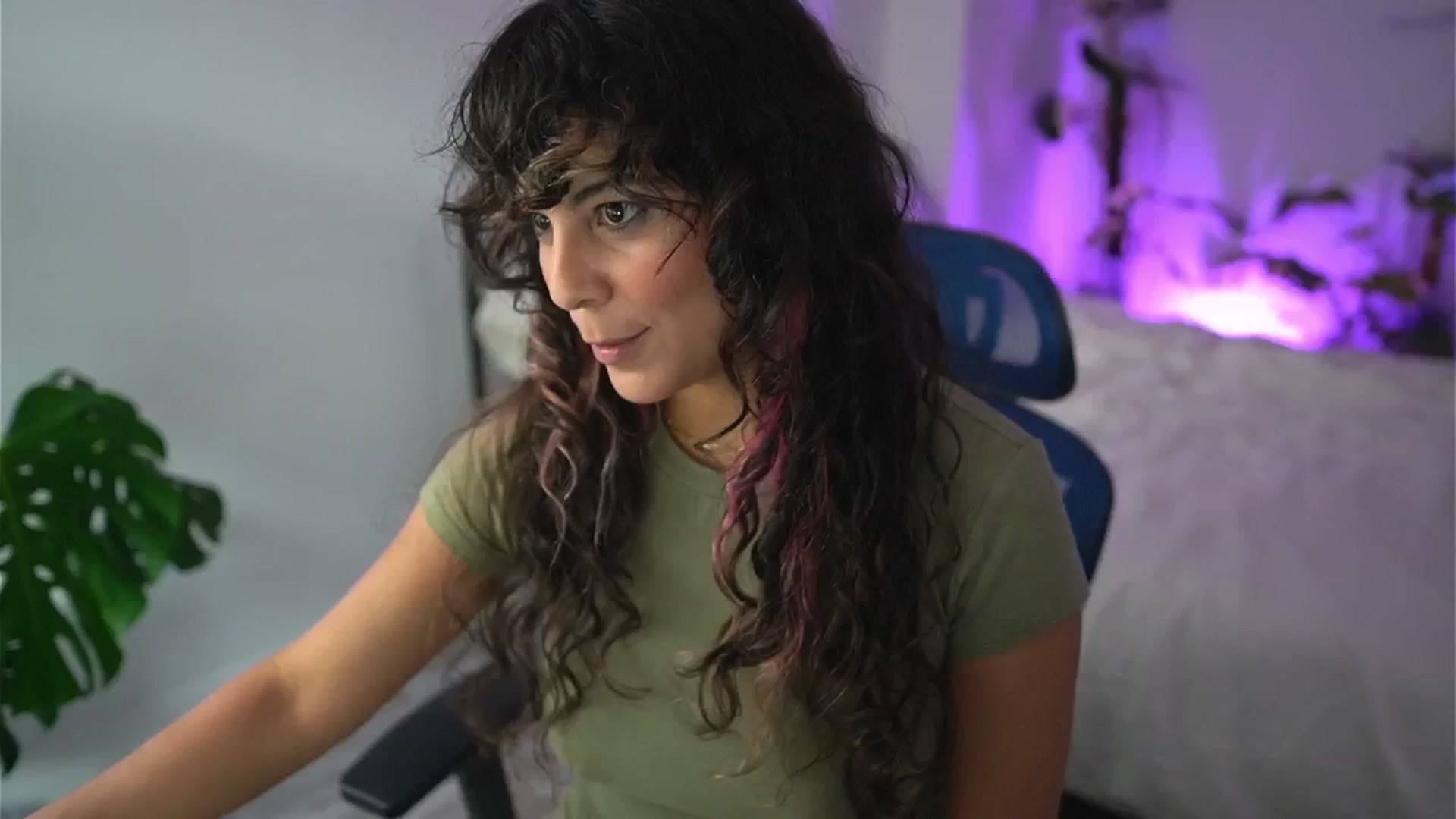 Gallery image thumbnail from e_laine's myfreecams stream on, 07/26/2025, 22:05 image 4 of 20