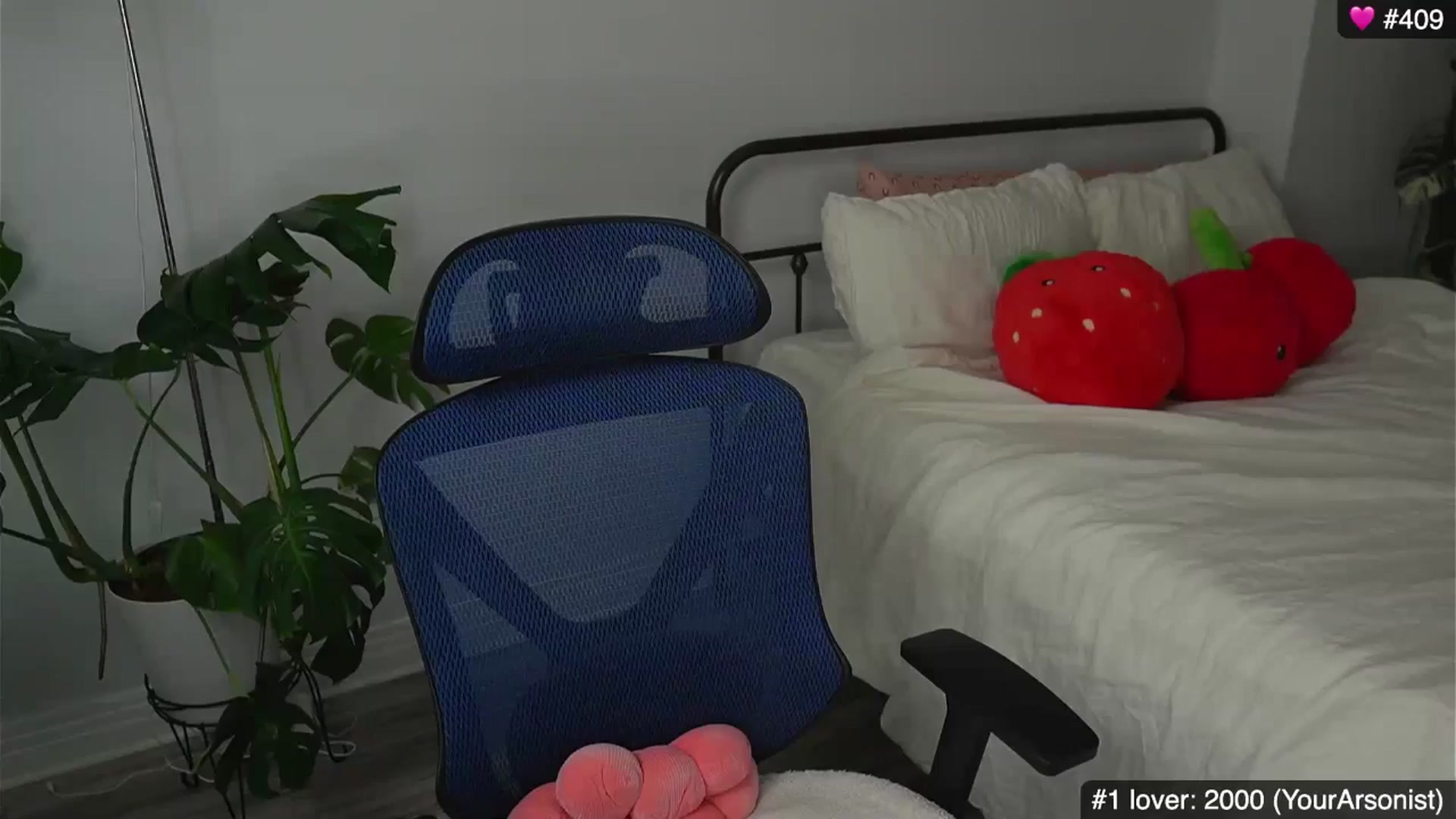 Gallery image thumbnail from e_laine's myfreecams stream on, 09/17/2025, 23:42 image 7 of 20