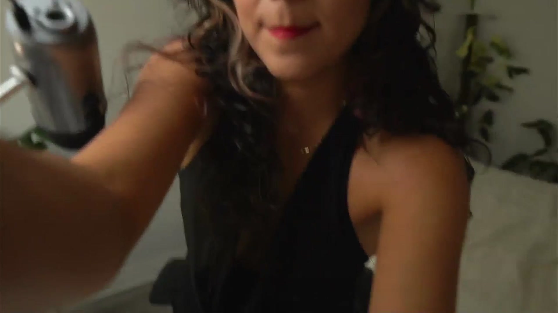 Gallery image thumbnail from e_laine's myfreecams stream on, 09/19/2025, 23:06 image 10 of 20