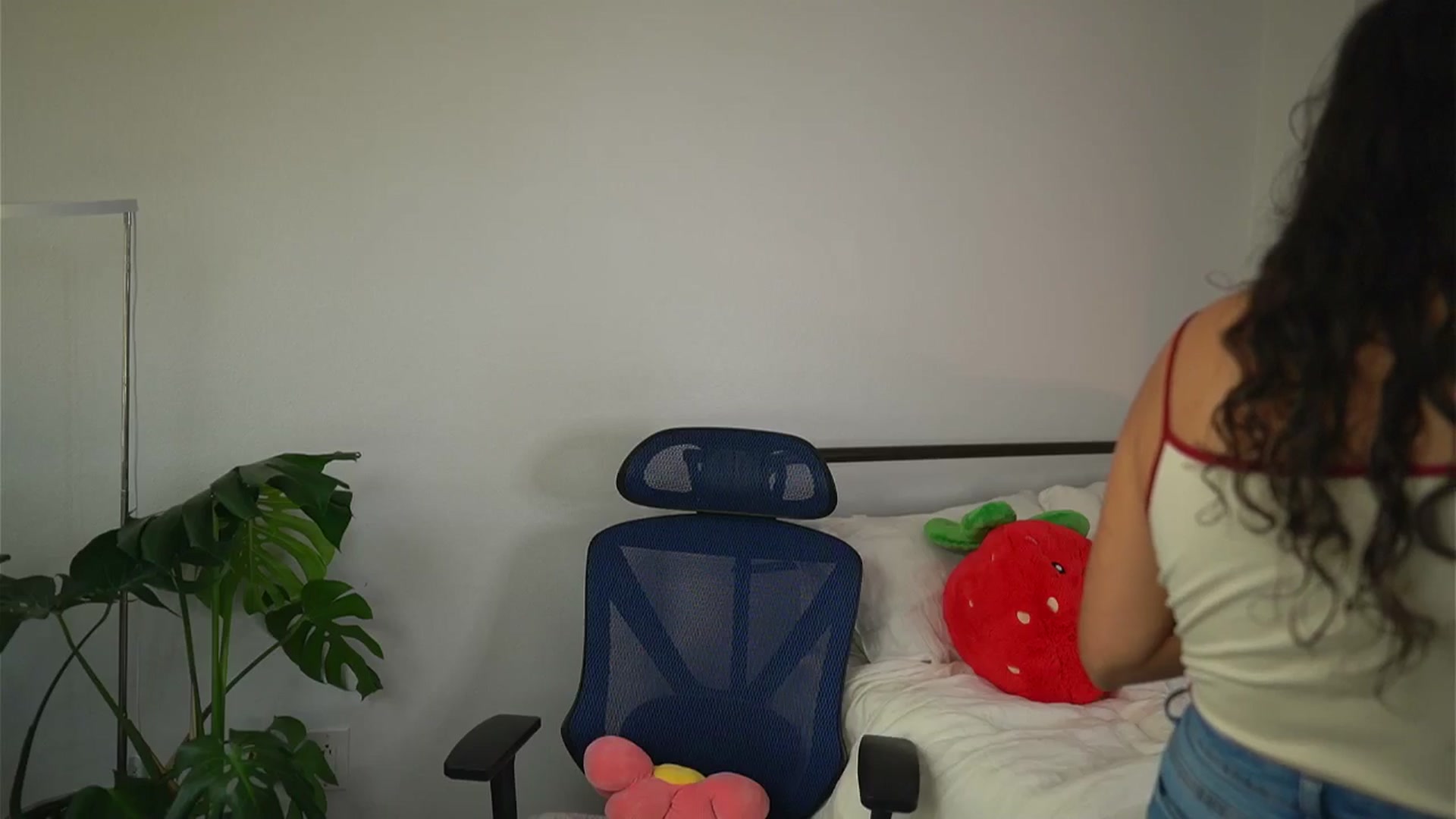 Gallery image thumbnail from e_laine's myfreecams stream on, 10/08/2025, 22:28 image 12 of 20