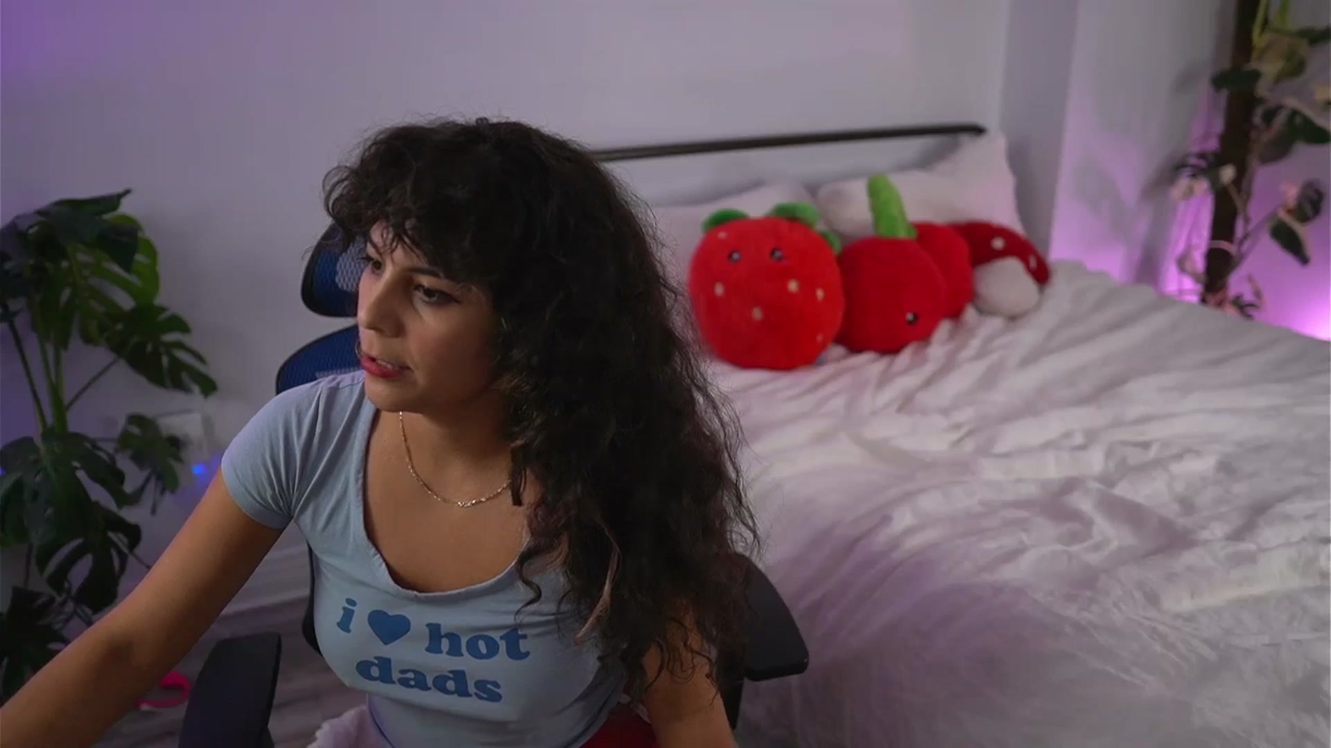 Gallery image thumbnail from e_laine's myfreecams stream on, 10/12/2025, 24:13 image 8 of 20