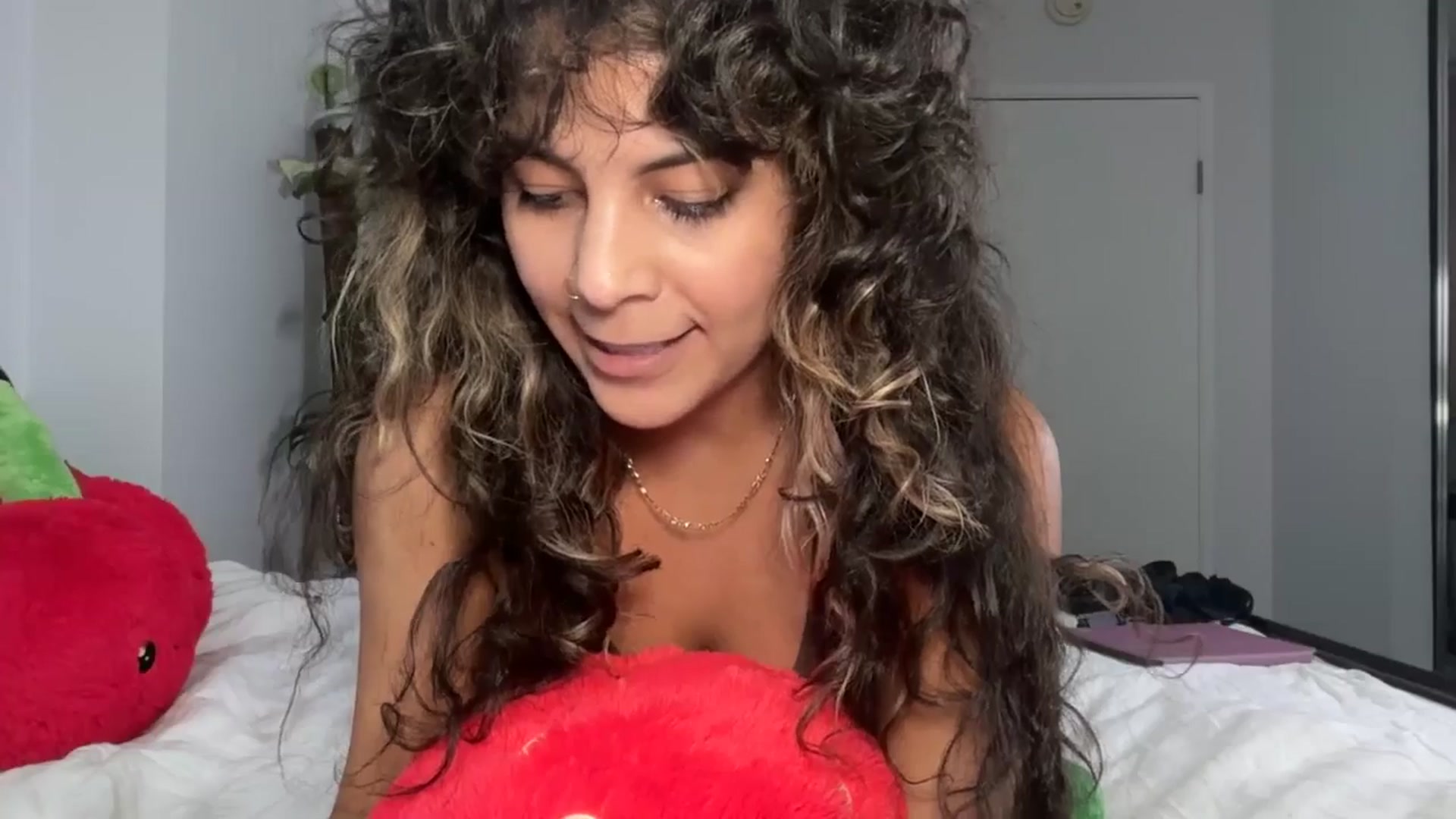 Gallery image thumbnail from e_laine's myfreecams stream on, 10/22/2025, 24:54 image 20 of 20