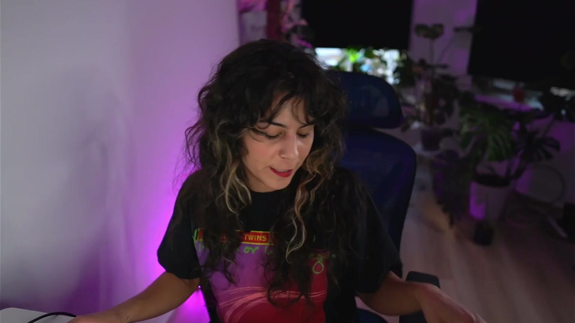 Gallery image thumbnail from e_laine's myfreecams stream on, 11/05/2025, 01:20 image 1 of 20