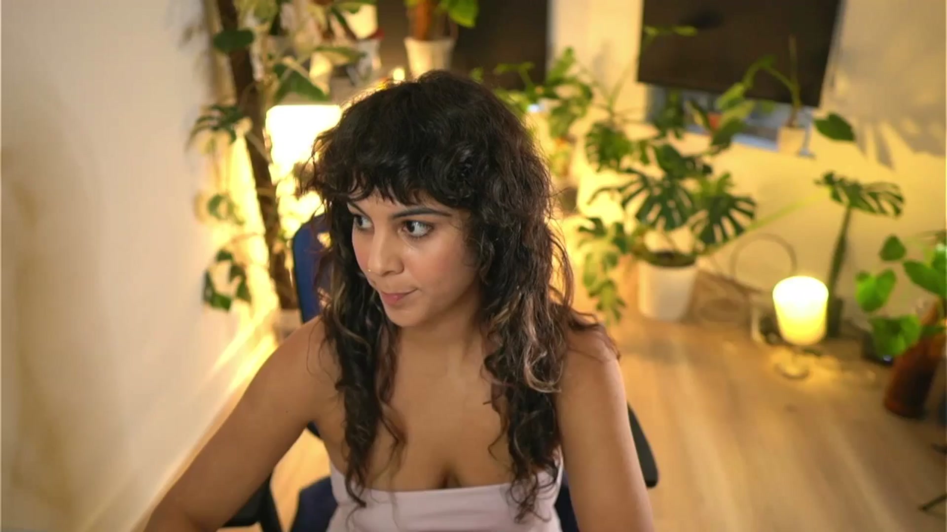 Gallery image thumbnail from e_laine's myfreecams stream on, 11/11/2025, 23:43 image 3 of 20