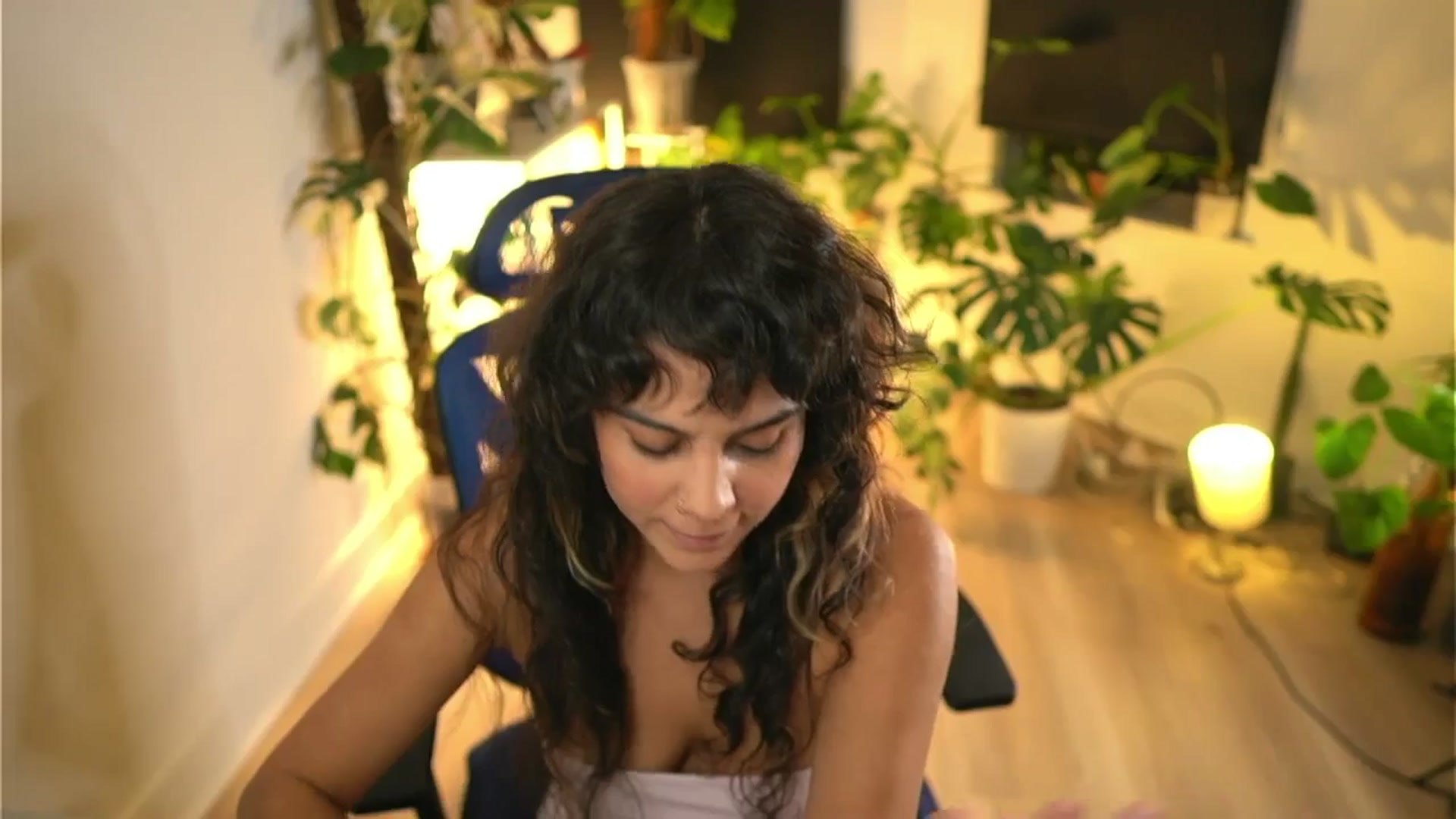Gallery image thumbnail from e_laine's myfreecams stream on, 11/12/2025, 24:54 image 11 of 20
