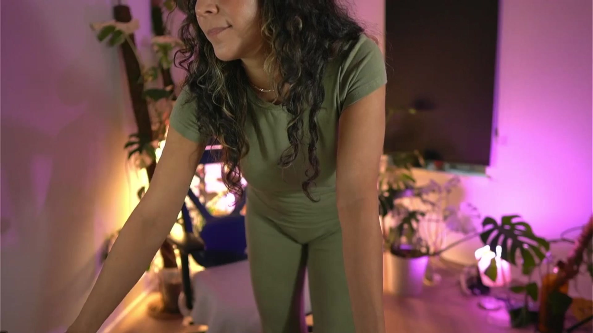 Gallery image thumbnail from e_laine's myfreecams stream on, 11/20/2025, 23:15 image 5 of 20