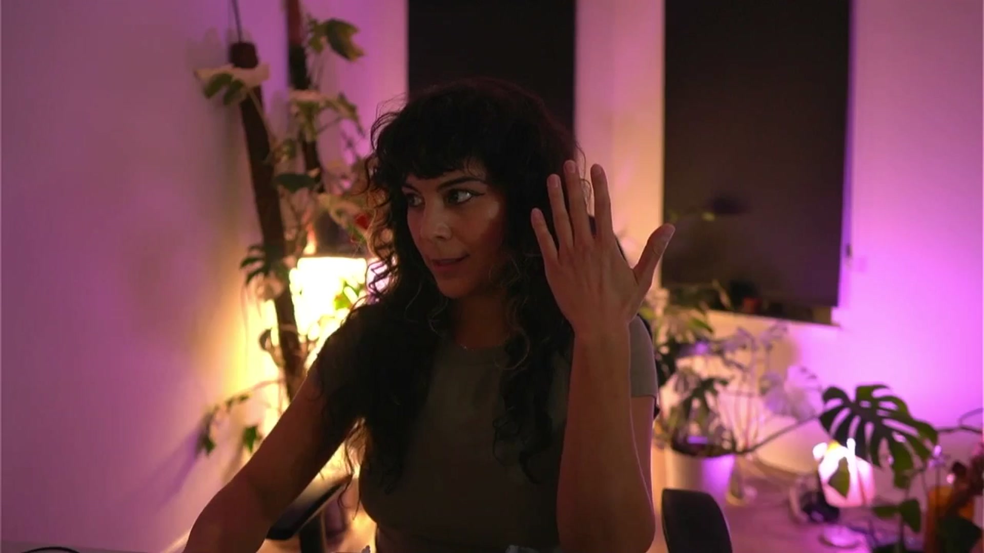 Gallery image thumbnail from e_laine's myfreecams stream on, 11/21/2025, 24:28 image 8 of 20