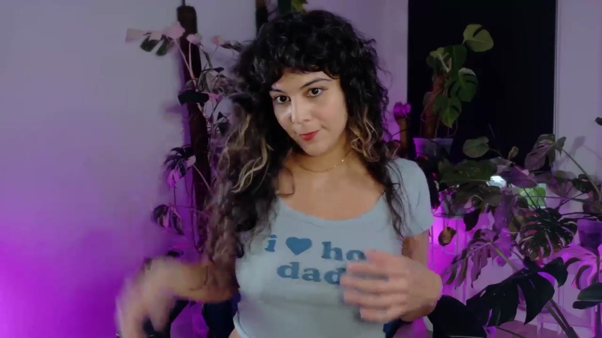 Gallery image thumbnail from e_laine's myfreecams stream on, 12/03/2025, 23:05 image 3 of 20