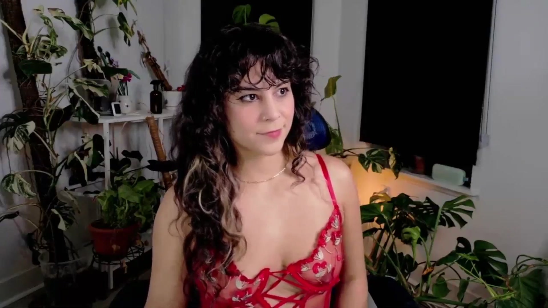 Gallery image thumbnail from e_laine's myfreecams stream on, 12/30/2025, 24:46 image 20 of 20