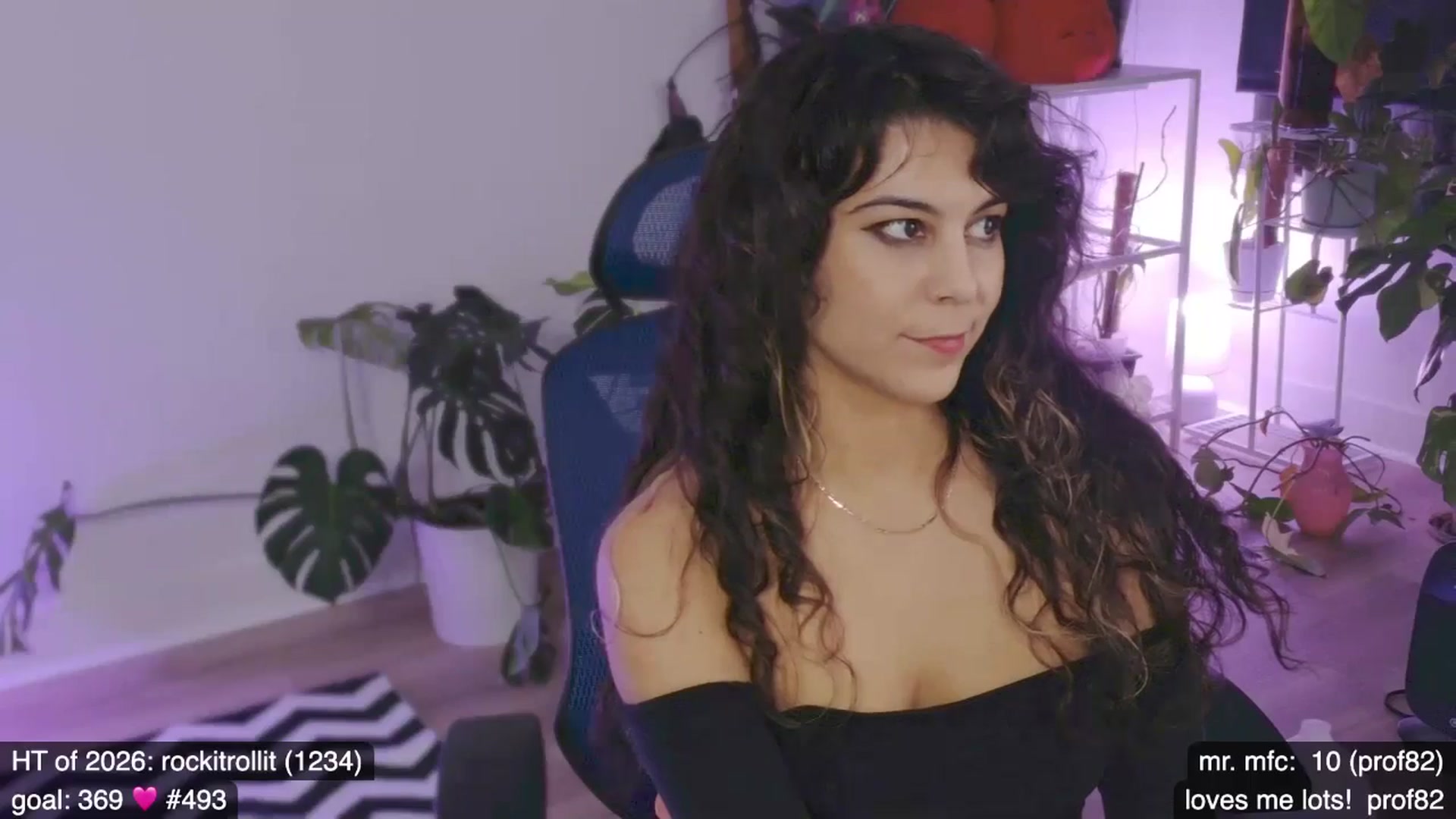 Gallery image thumbnail from e_laine's myfreecams stream on, 02/01/2026, 03:45 image 18 of 20