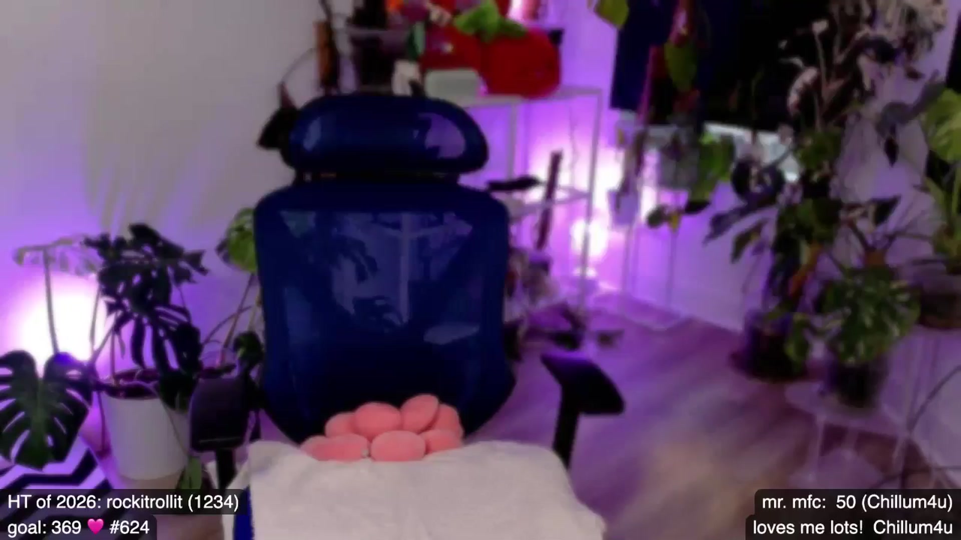 Gallery image thumbnail from e_laine's myfreecams stream on, 02/05/2026, 24:17 image 10 of 20