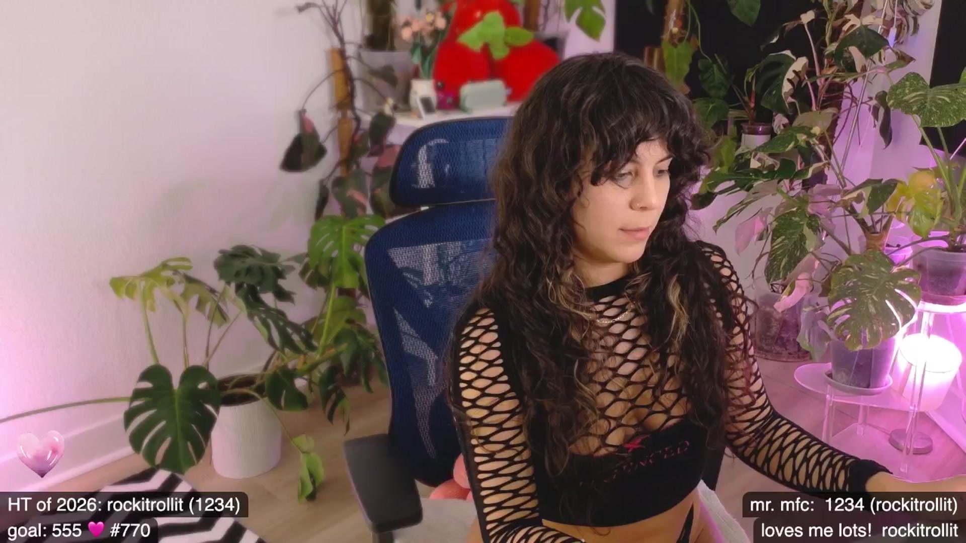 Gallery image thumbnail from e_laine's myfreecams stream on, 02/22/2026, 04:09 image 19 of 20