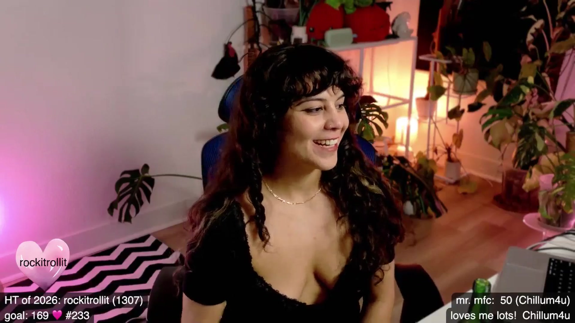 Gallery image thumbnail from e_laine's myfreecams stream on, 03/22/2026, 02:55 image 18 of 20