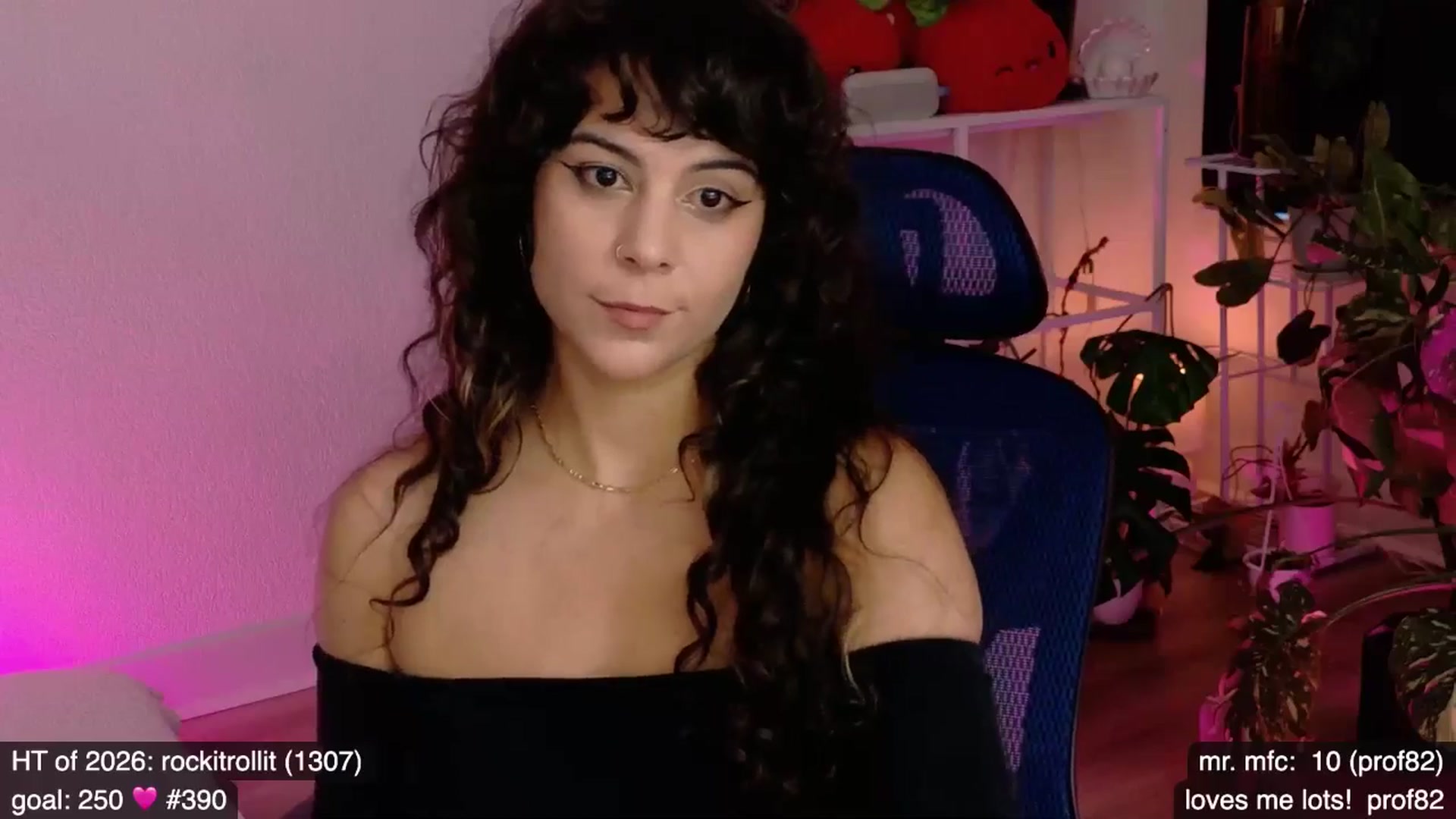 Gallery image thumbnail from e_laine's myfreecams stream on, 04/17/2026, 01:14 image 8 of 20