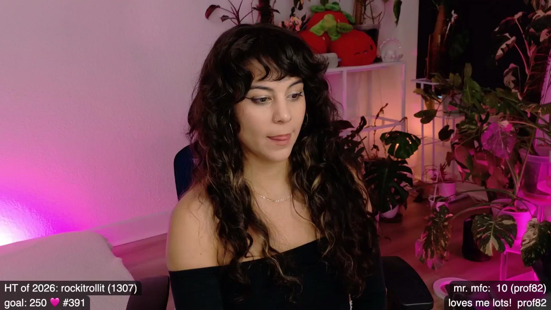 Gallery image thumbnail from e_laine's myfreecams stream on, 04/17/2026, 01:14 image 14 of 20
