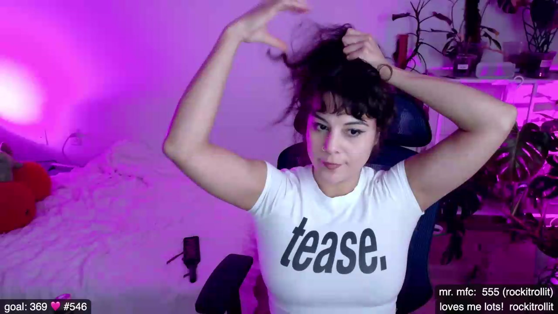 Gallery image thumbnail from e_laine's myfreecams stream on, 05/25/2026, 04:24 image 17 of 20