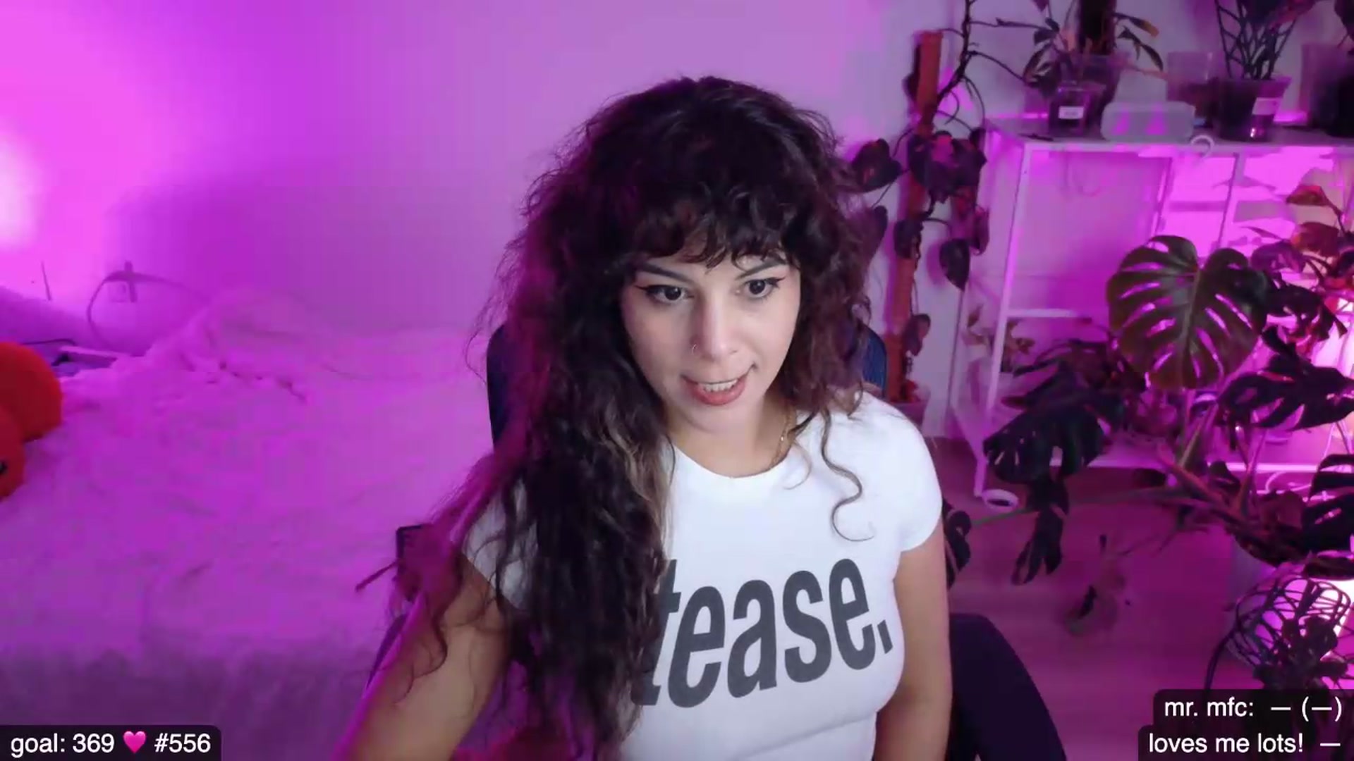 Gallery image thumbnail from e_laine's myfreecams stream on, 05/25/2026, 04:24 image 2 of 20