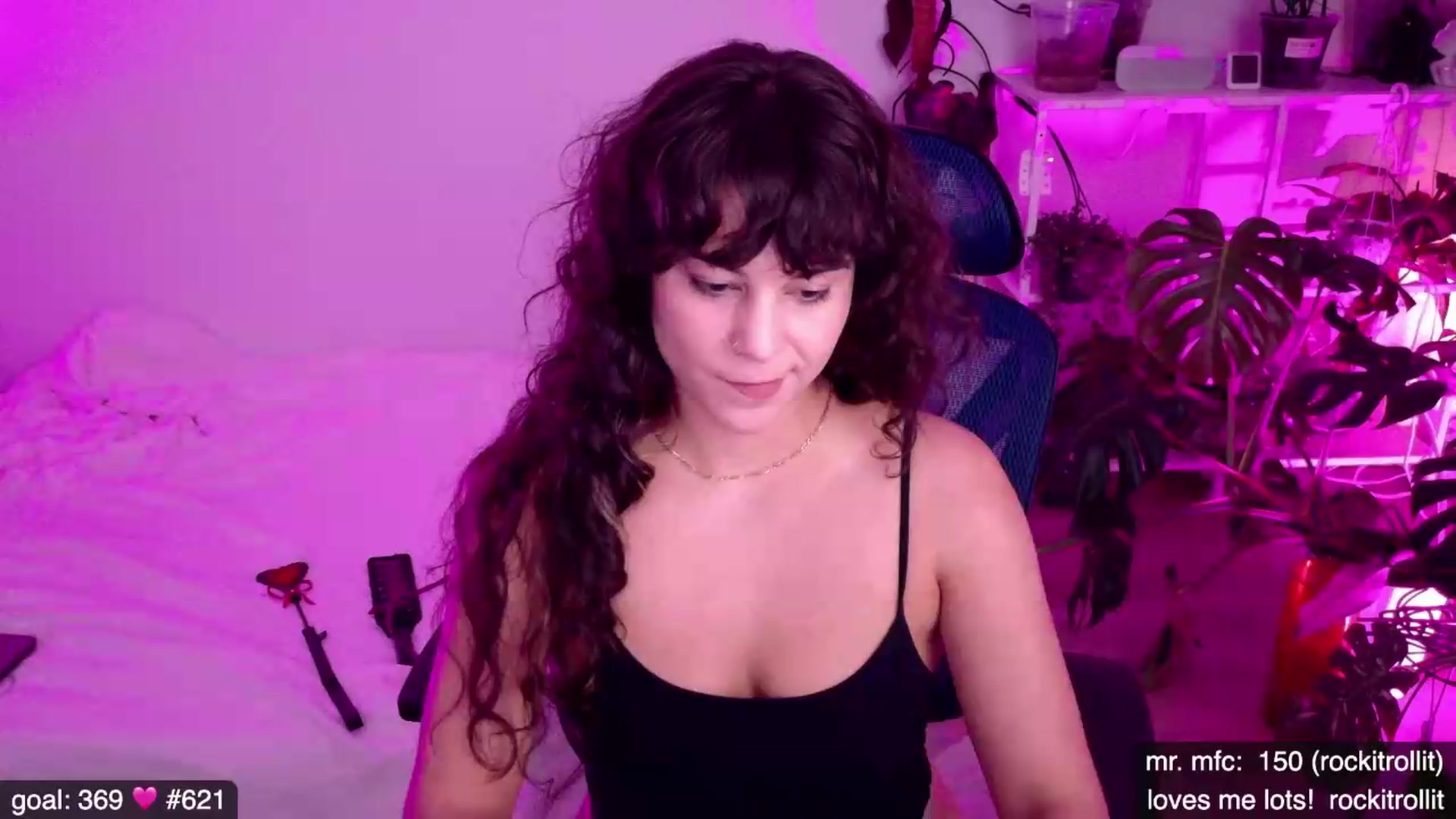 Gallery image thumbnail from e_laine's myfreecams stream on, 05/28/2026, 01:24 image 19 of 20