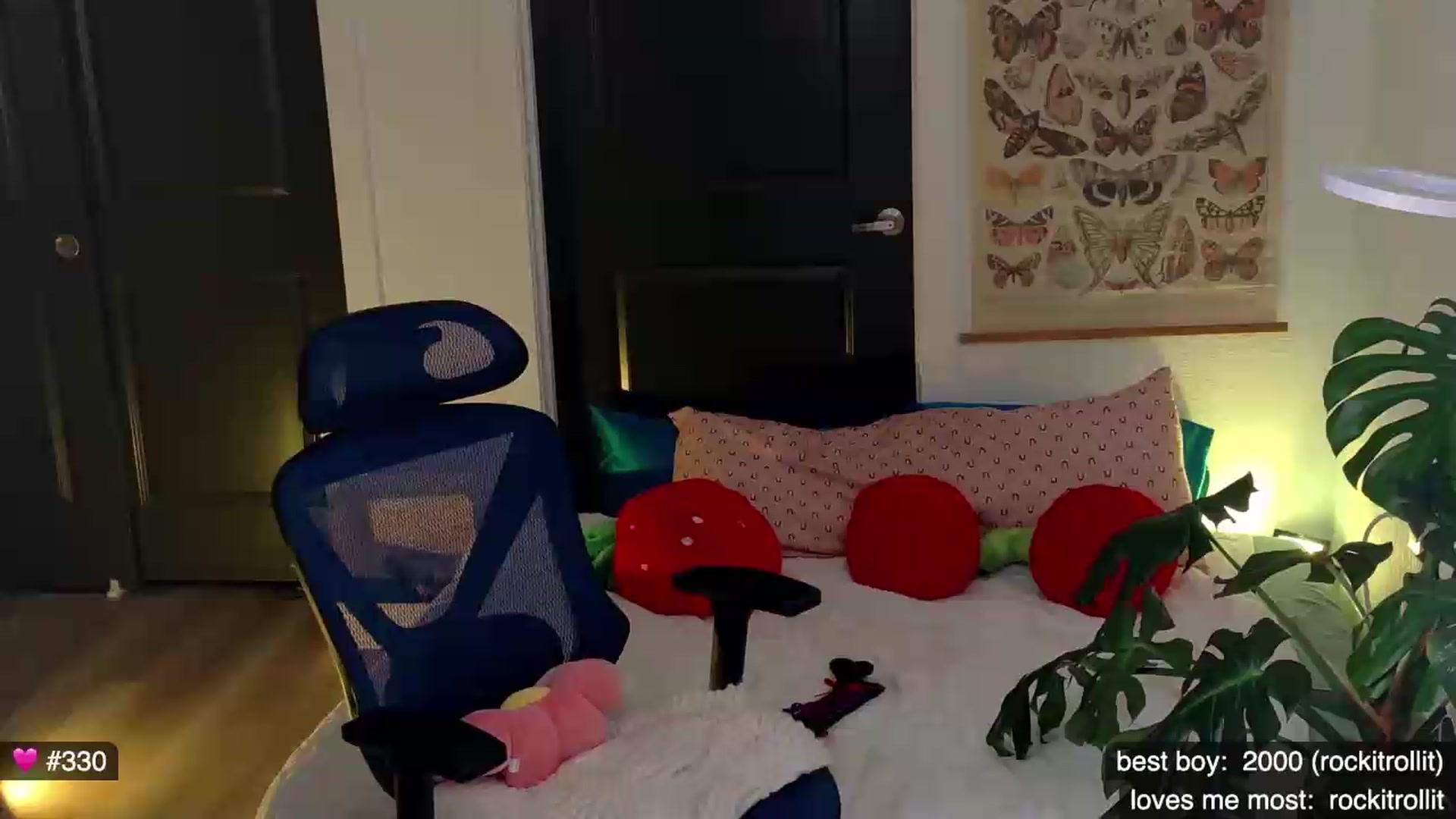 Gallery image thumbnail from e_laine's myfreecams stream on, 06/14/2026, 06:25 image 13 of 20