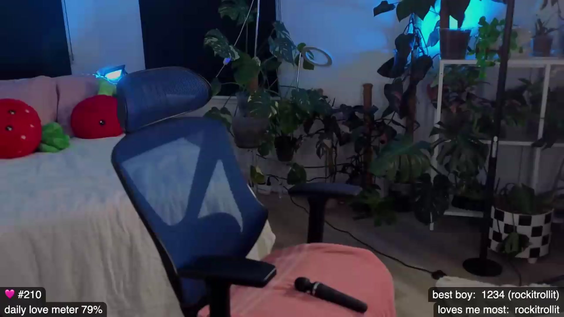 Gallery image thumbnail from e_laine's myfreecams stream on, 08/14/2026, 07:07 image 10 of 20