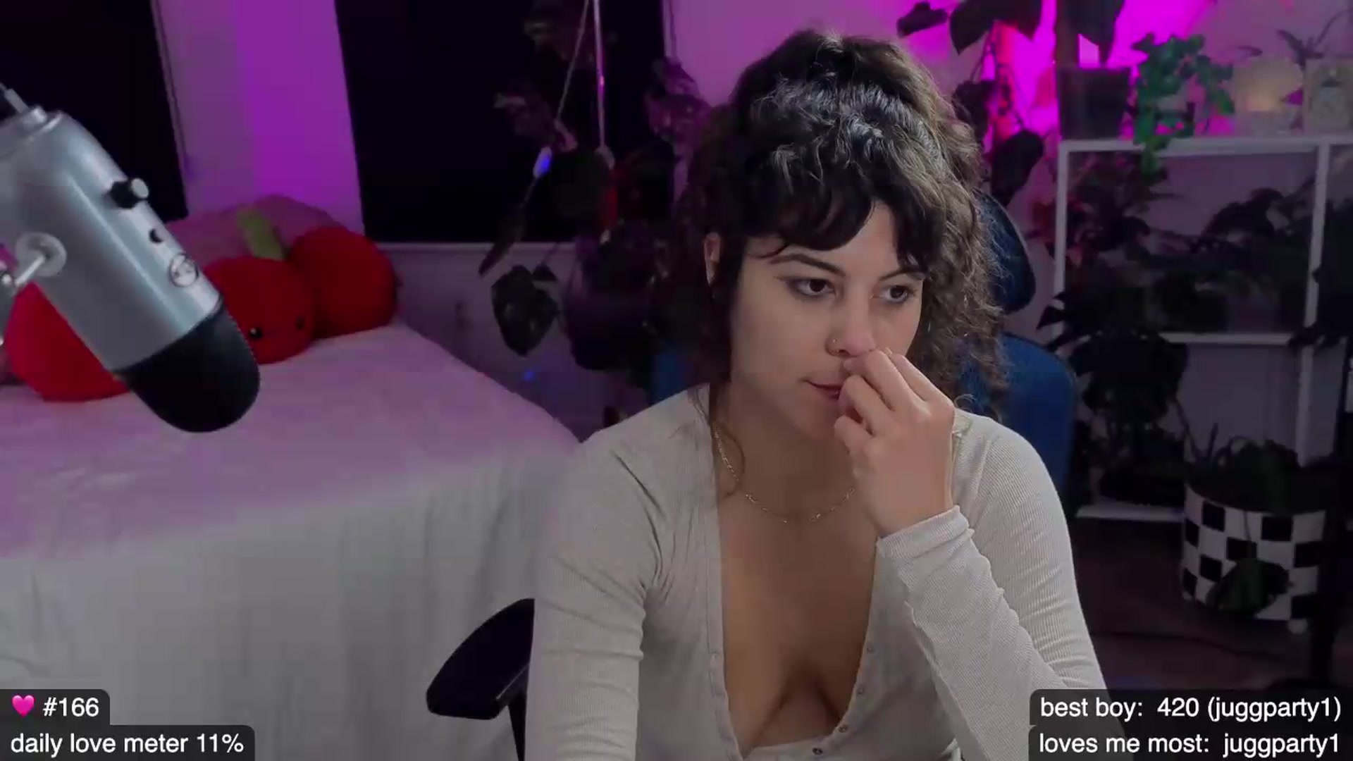 Gallery image thumbnail from e_laine's myfreecams stream on, 08/16/2026, 06:48 image 18 of 20