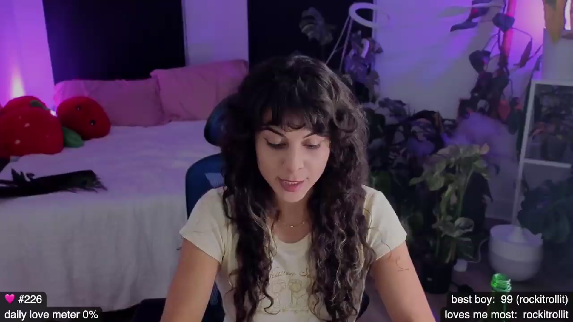 Gallery image thumbnail from e_laine's myfreecams stream on, 08/29/2026, 08:54 image 1 of 20