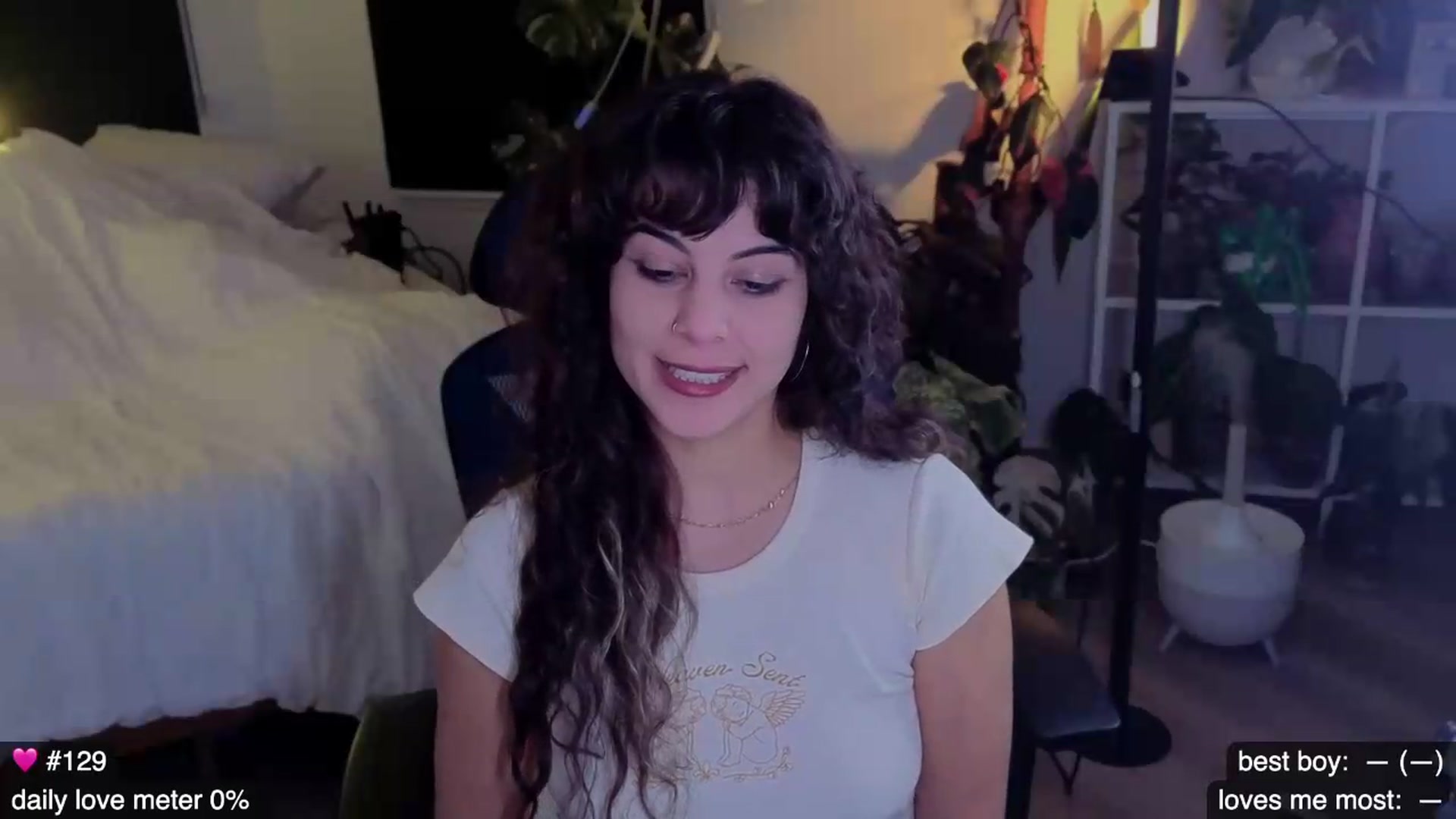 Gallery image thumbnail from e_laine's myfreecams stream on, 09/09/2026, 09:35 image 5 of 20