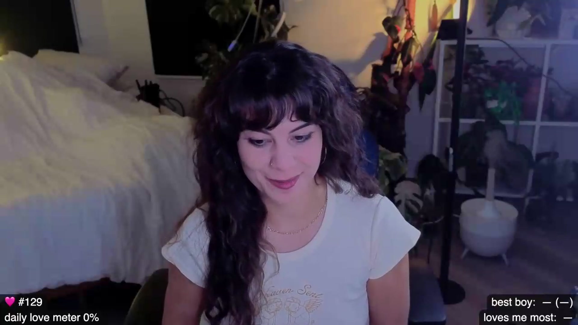 Gallery image thumbnail from e_laine's myfreecams stream on, 09/09/2026, 09:35 image 6 of 20