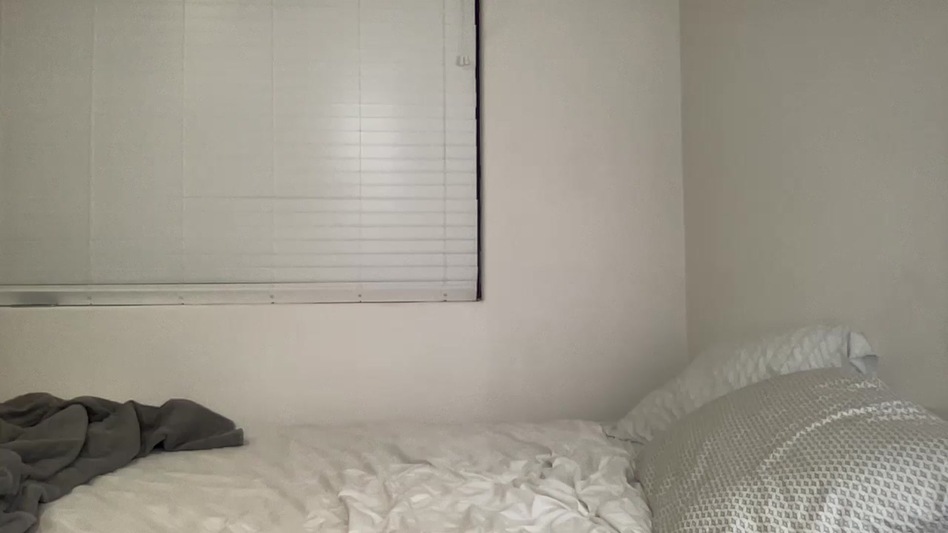 Gallery image thumbnail from ed3nn's myfreecams stream on, 05/04/2023, 02:44 image 20 of 20