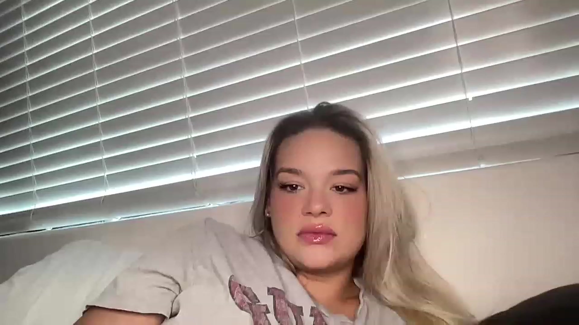 Gallery image thumbnail from ed3nn's myfreecams stream on, 05/30/2023, 23:42 image 2 of 20
