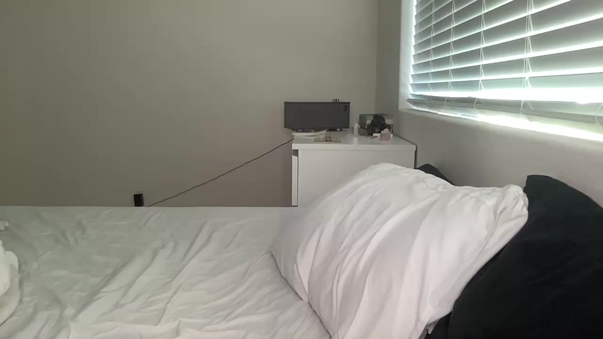 Gallery image thumbnail from ed3nn's myfreecams stream on, 05/31/2023, 01:23 image 19 of 20