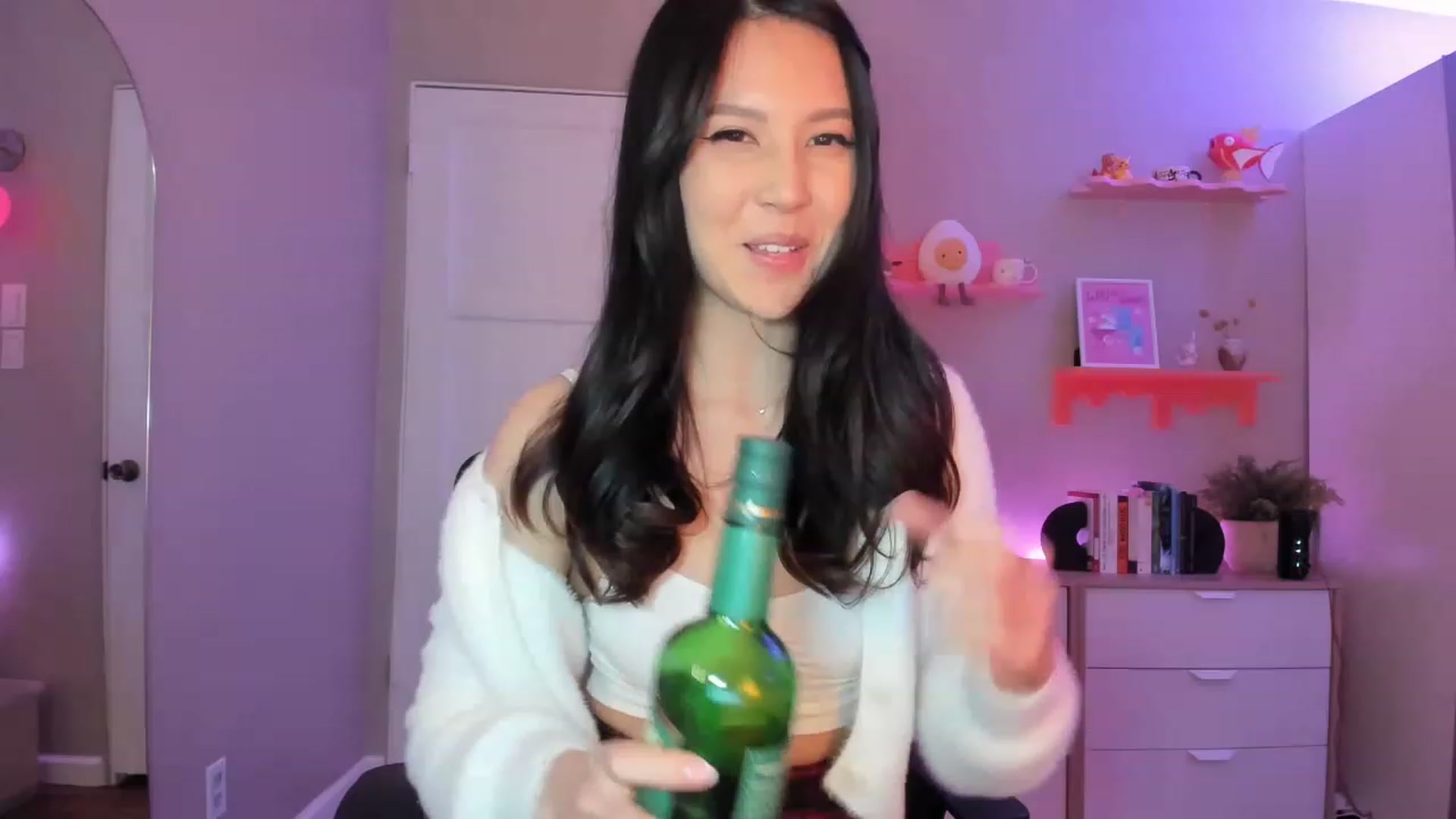 Gallery image thumbnail from eggytiff's myfreecams stream on, 12/18/2022, 05:30 image 2 of 20