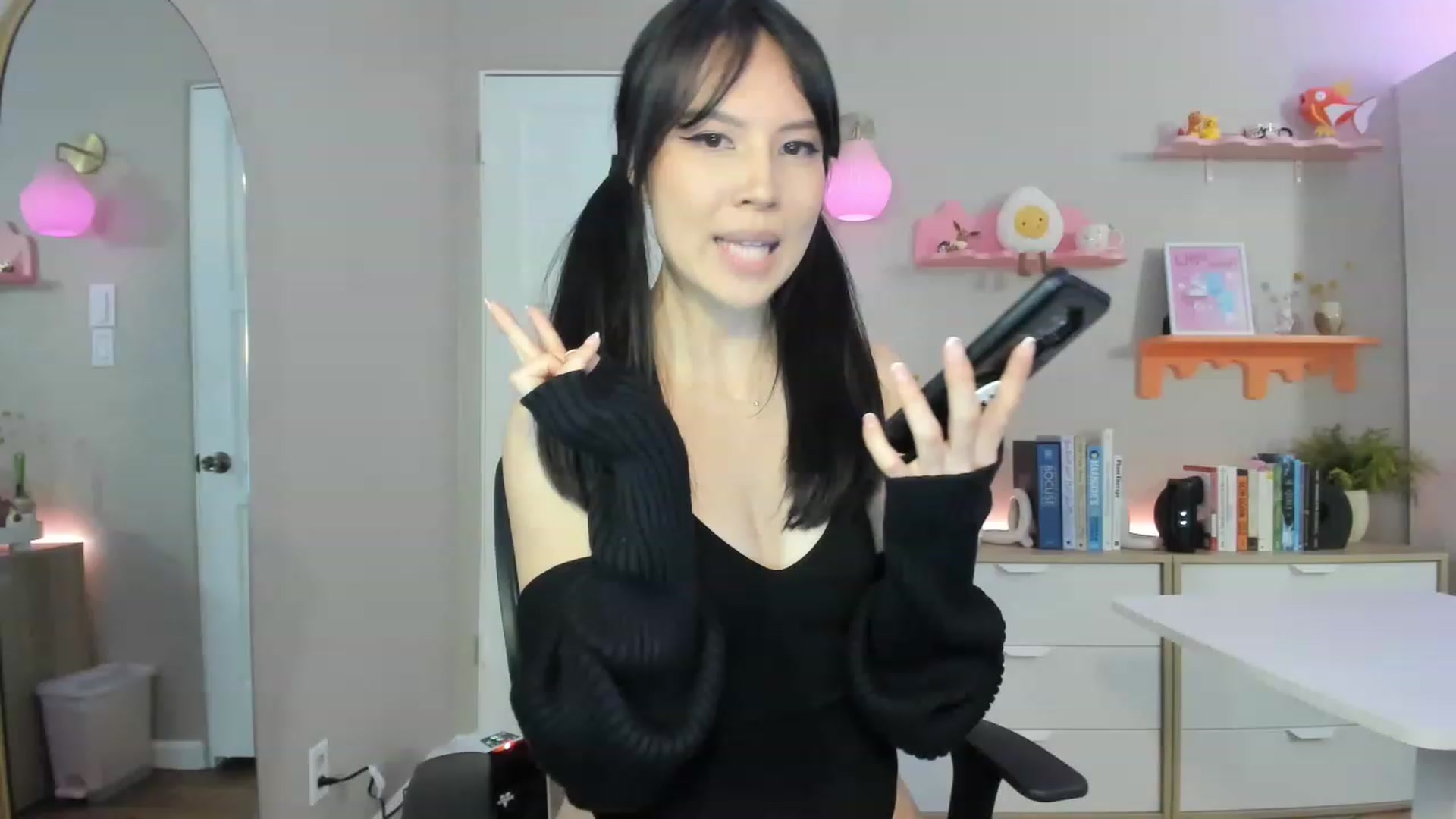 Gallery image thumbnail from eggytiff's myfreecams stream on, 01/02/2023, 04:39 image 8 of 20