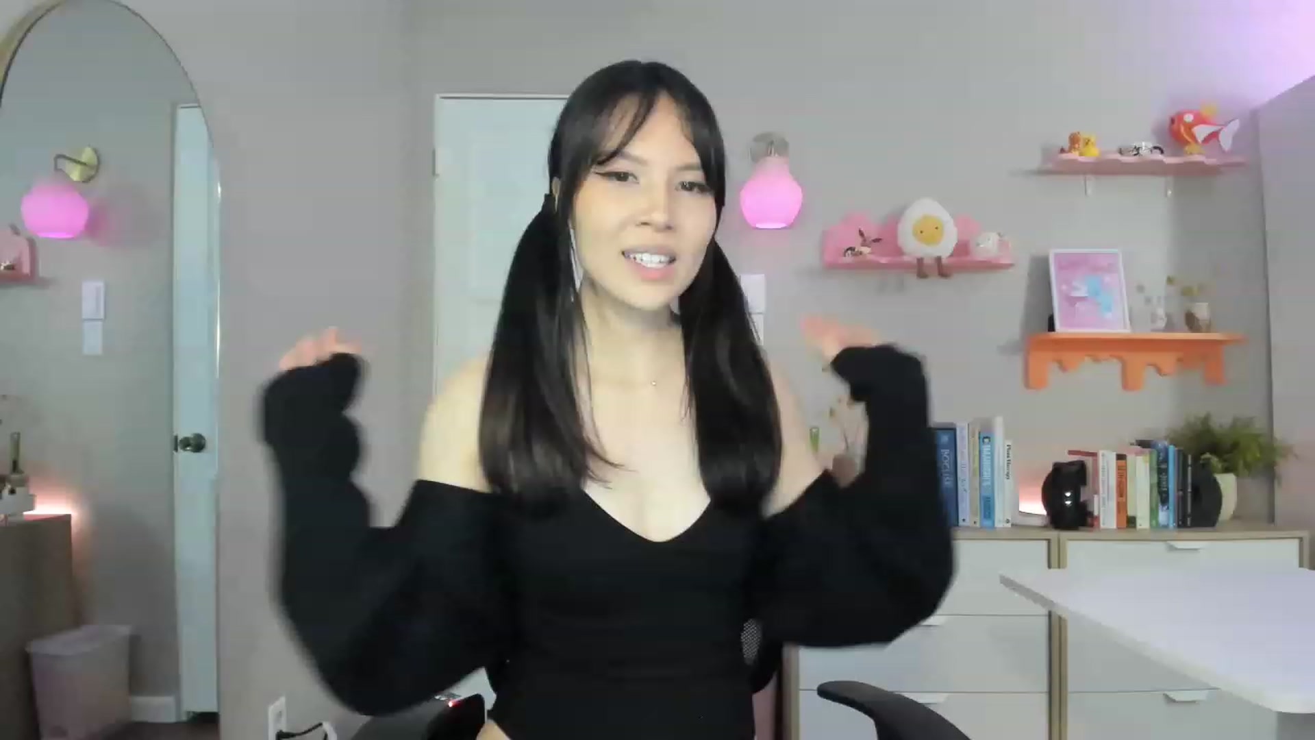 Gallery image thumbnail from eggytiff's myfreecams stream on, 01/02/2023, 04:39 image 12 of 20