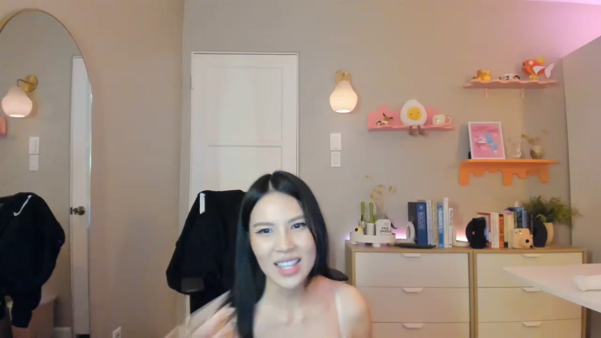 Gallery image thumbnail from eggytiff's myfreecams stream on, 01/15/2023, 07:53 image 13 of 20