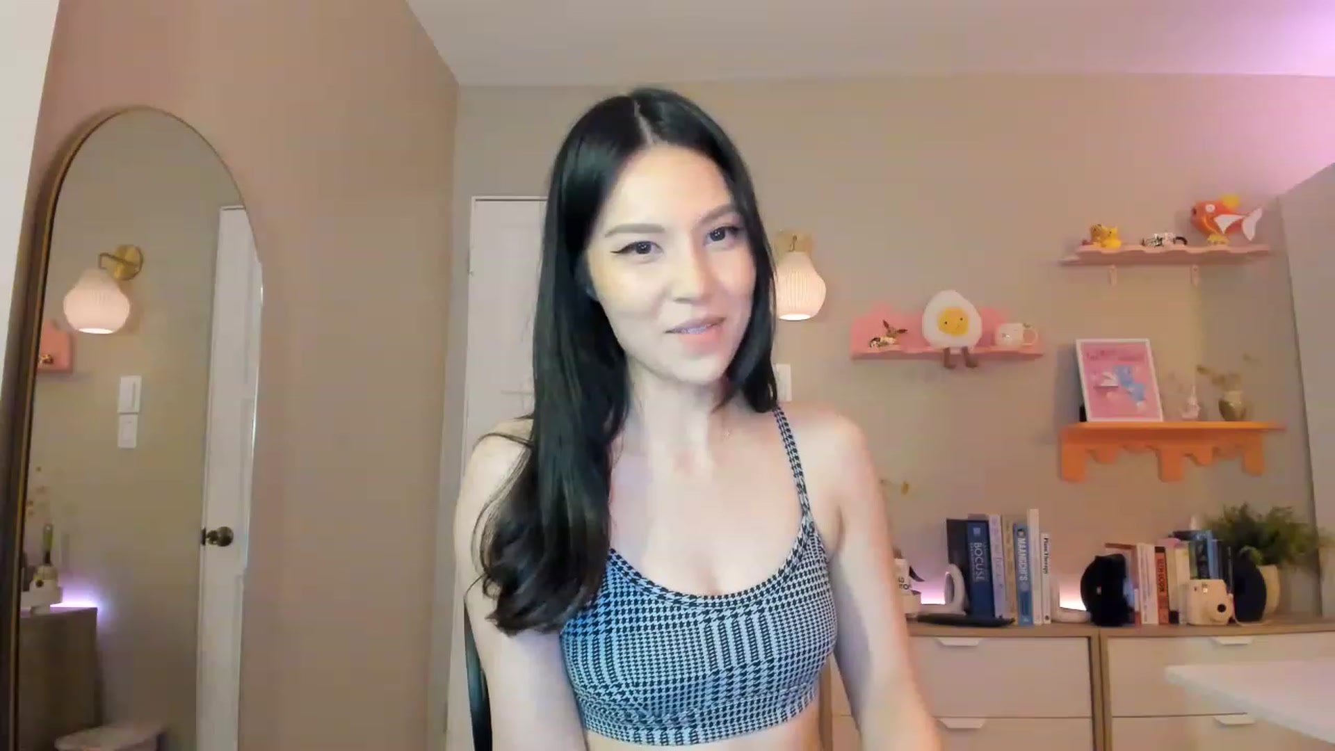Gallery image thumbnail from eggytiff's myfreecams stream on, 01/15/2023, 07:53 image 4 of 20