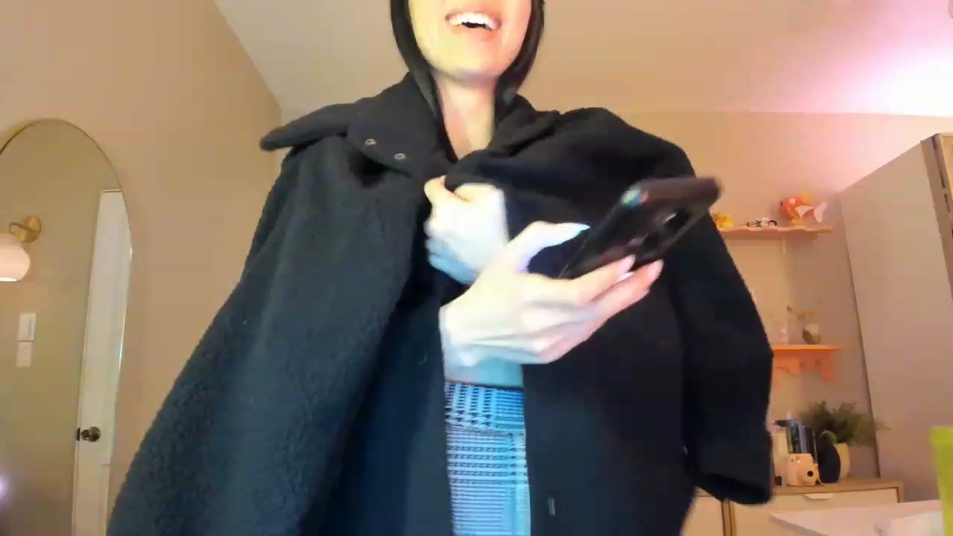 Gallery image thumbnail from eggytiff's myfreecams stream on, 01/15/2023, 07:53 image 11 of 20