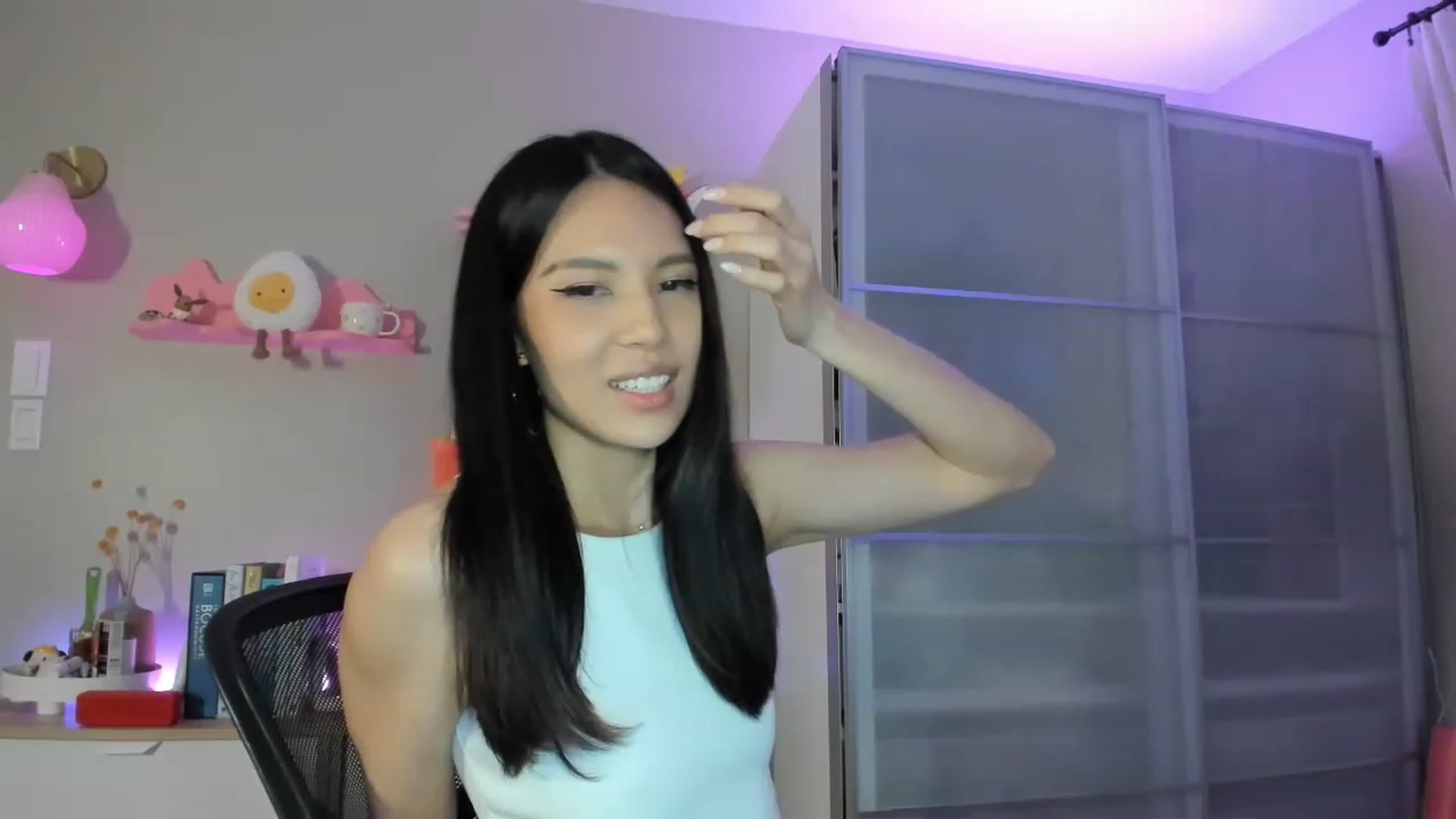 Gallery image thumbnail from eggytiff's myfreecams stream on, 01/20/2023, 07:27 image 4 of 20